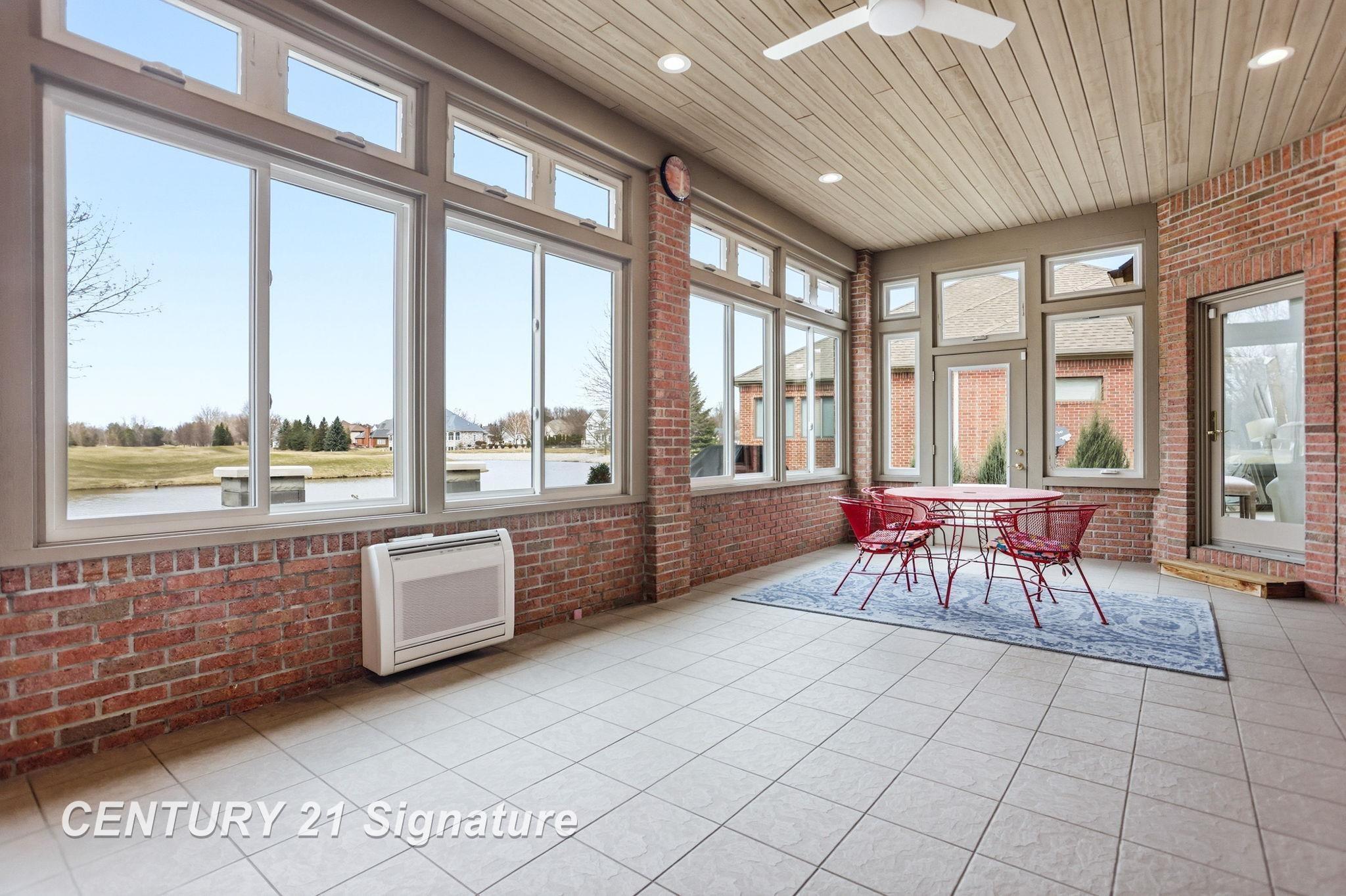 12 W Grove Court, Freeland, MI, 48623