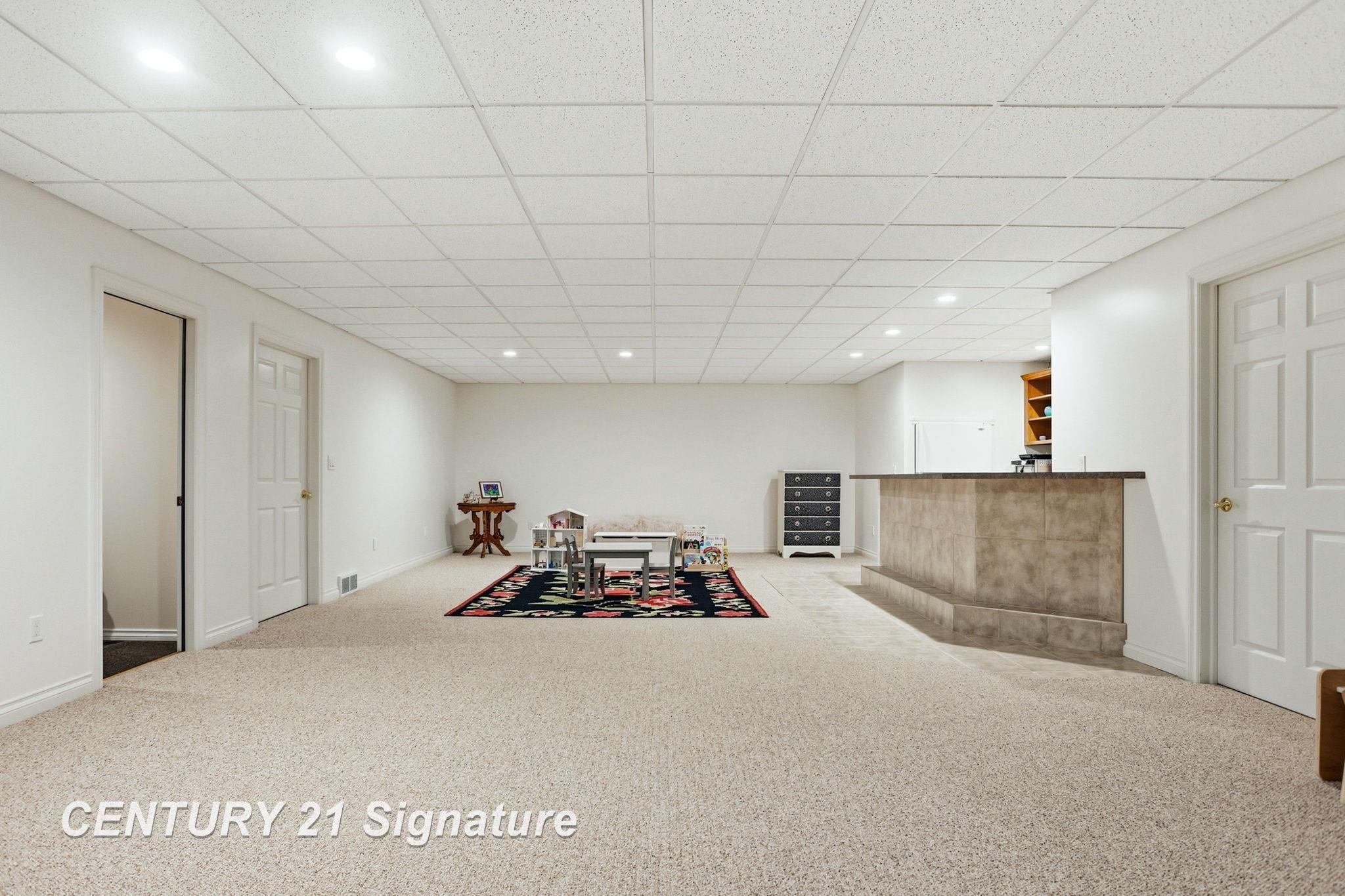 12 W Grove Court, Freeland, MI, 48623