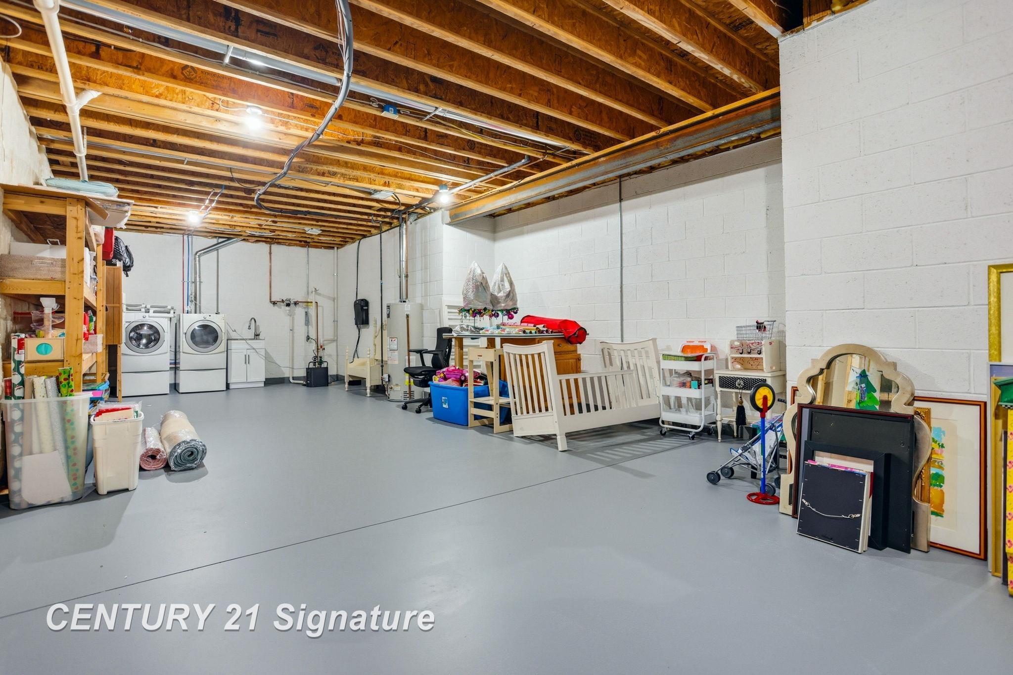 12 W Grove Court, Freeland, MI, 48623