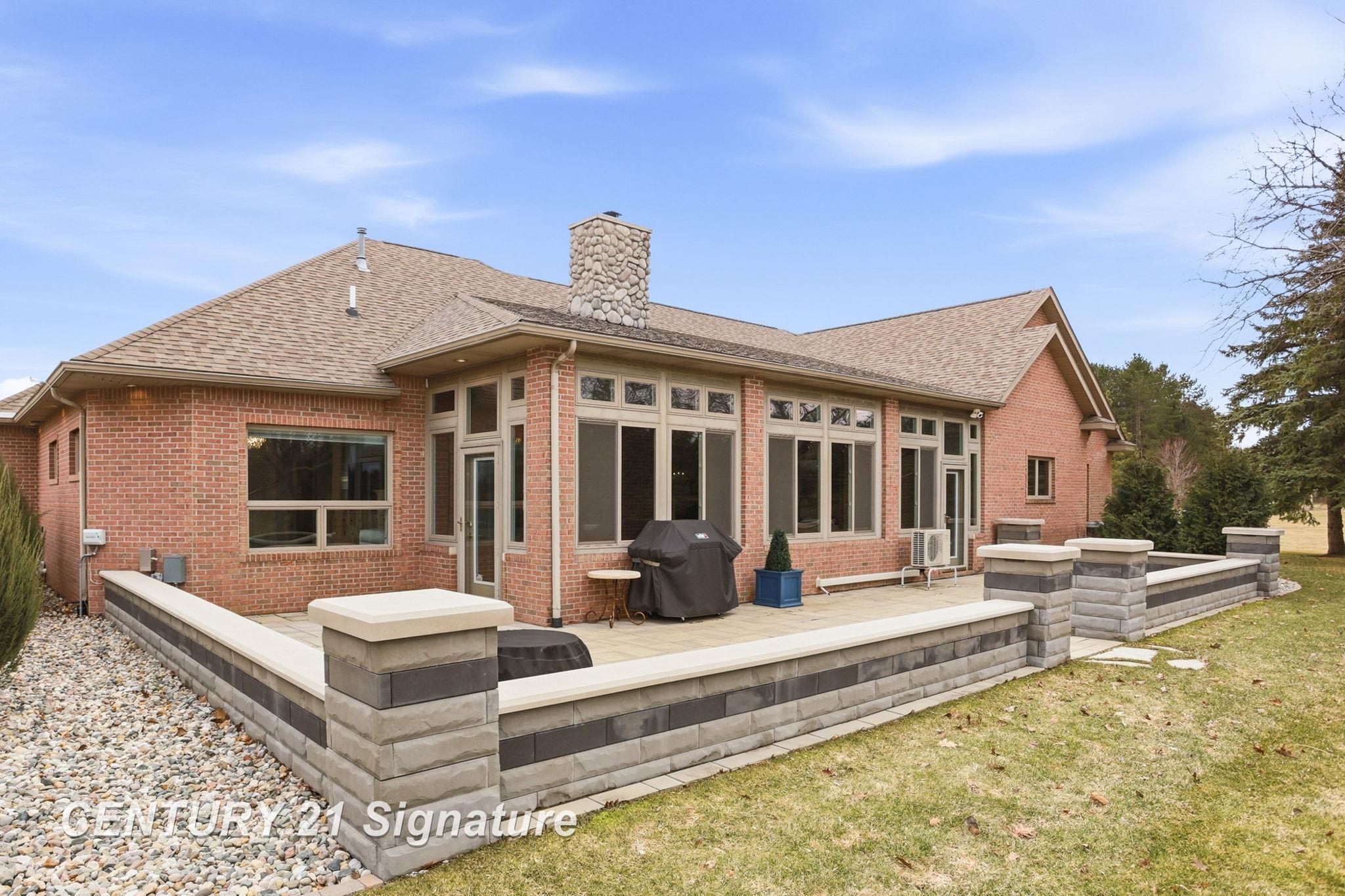 12 W Grove Court, Freeland, MI, 48623