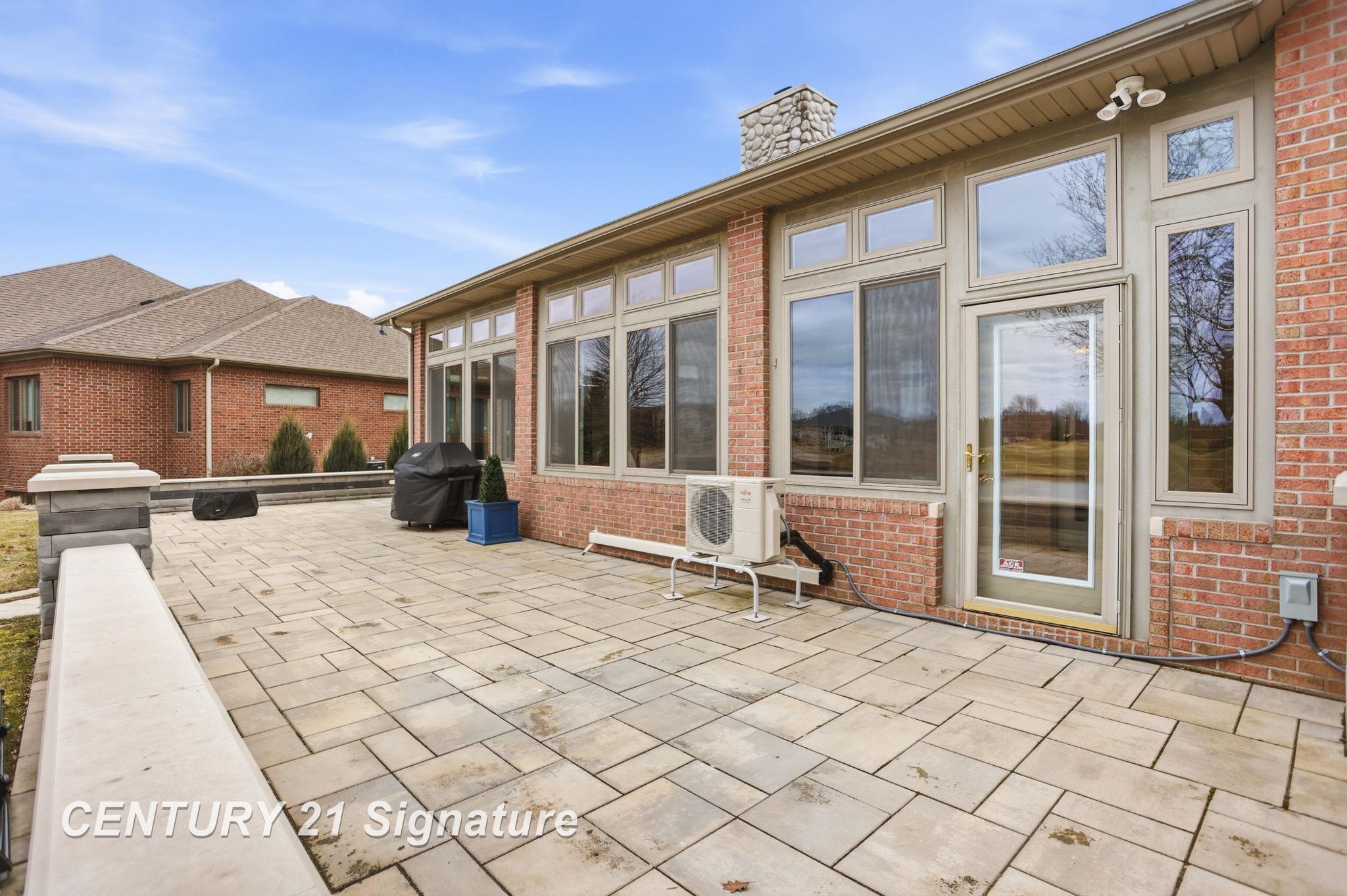 12 W Grove Court, Freeland, MI, 48623