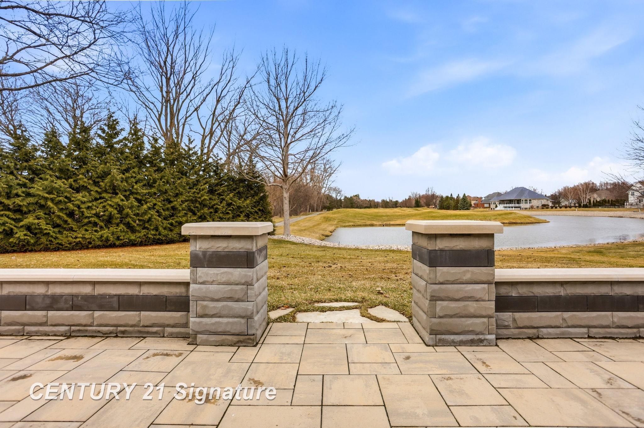 12 W Grove Court, Freeland, MI, 48623