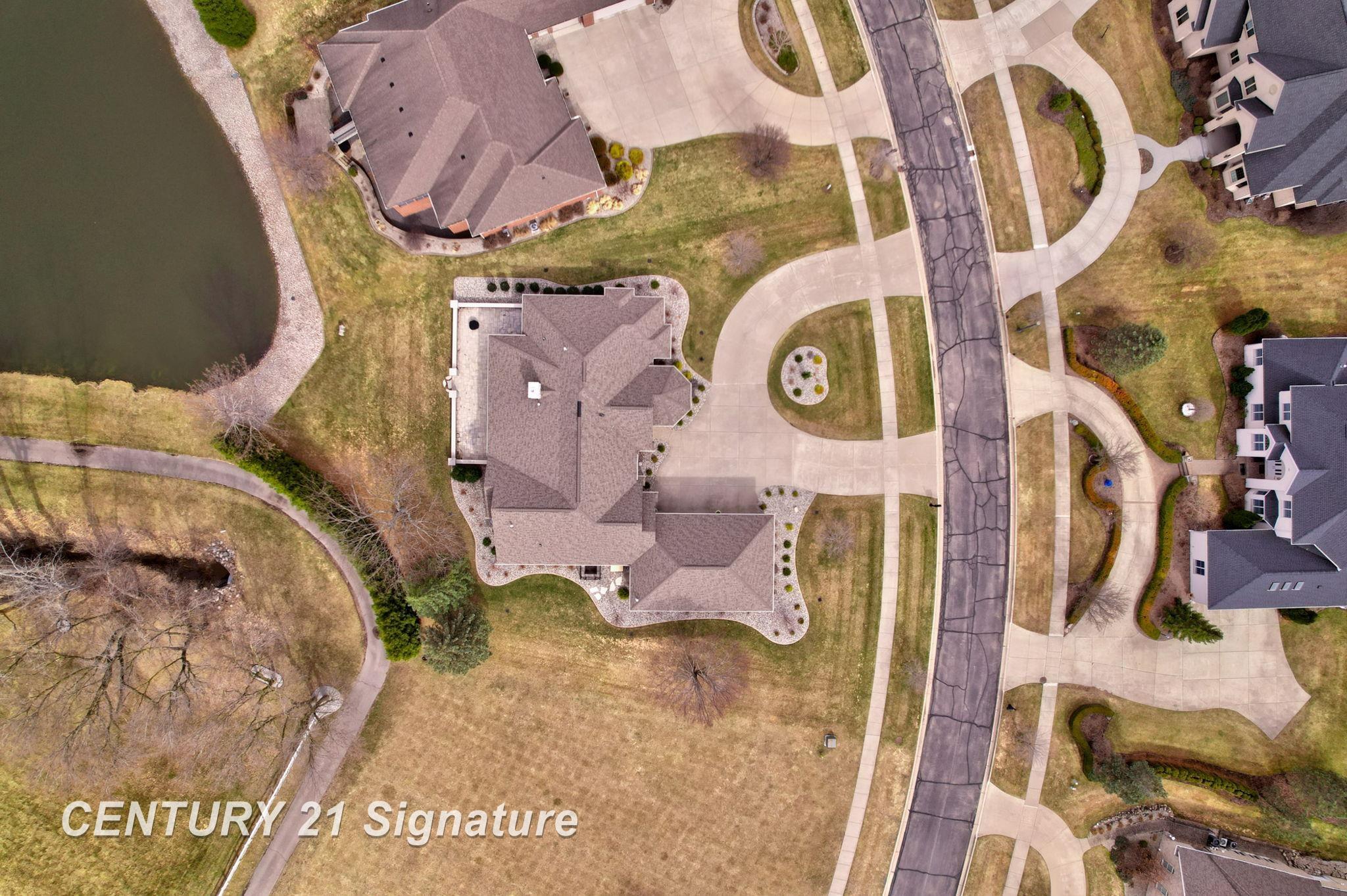 12 W Grove Court, Freeland, MI, 48623