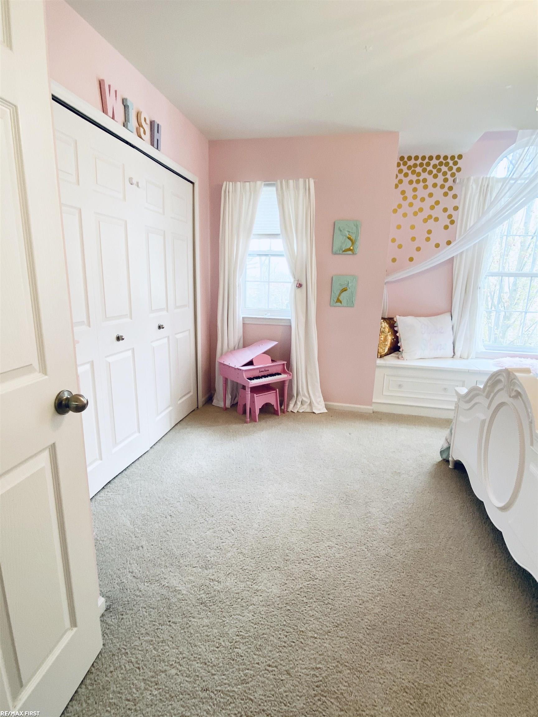 6037 Trailside Drive, Washington, MI, 48094