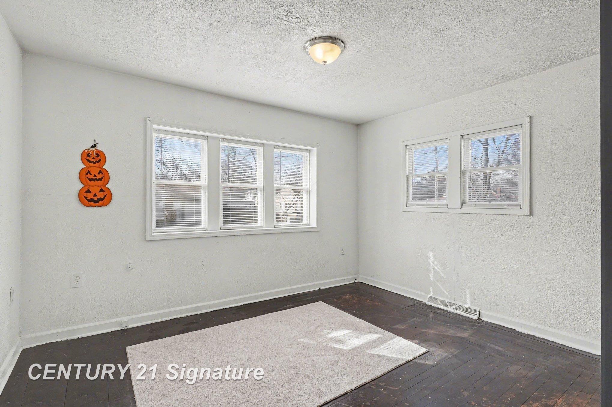 1724 State Street, Saginaw, MI, 48602