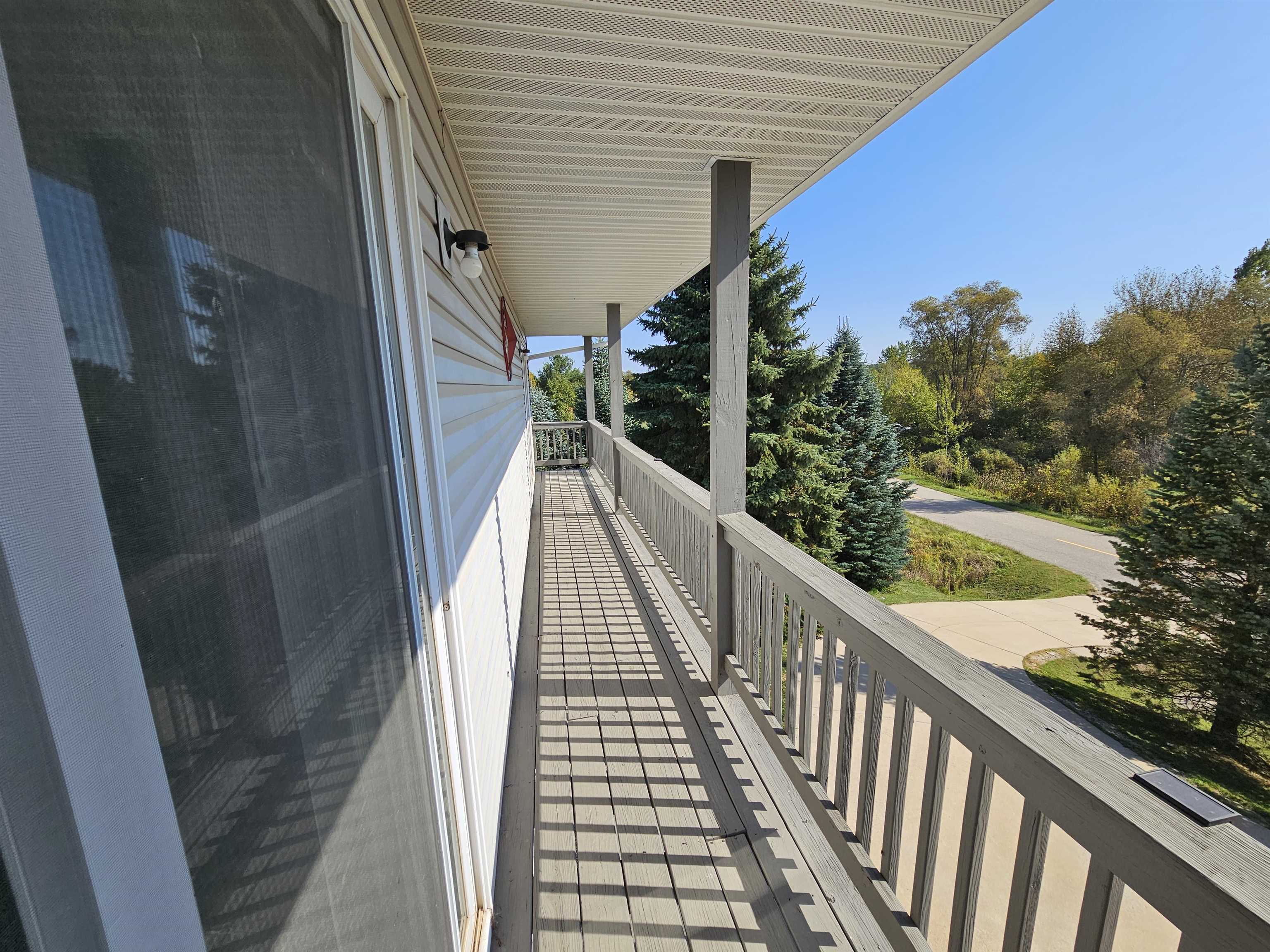 2454 Cambridge Way, Gladwin, MI, 48624