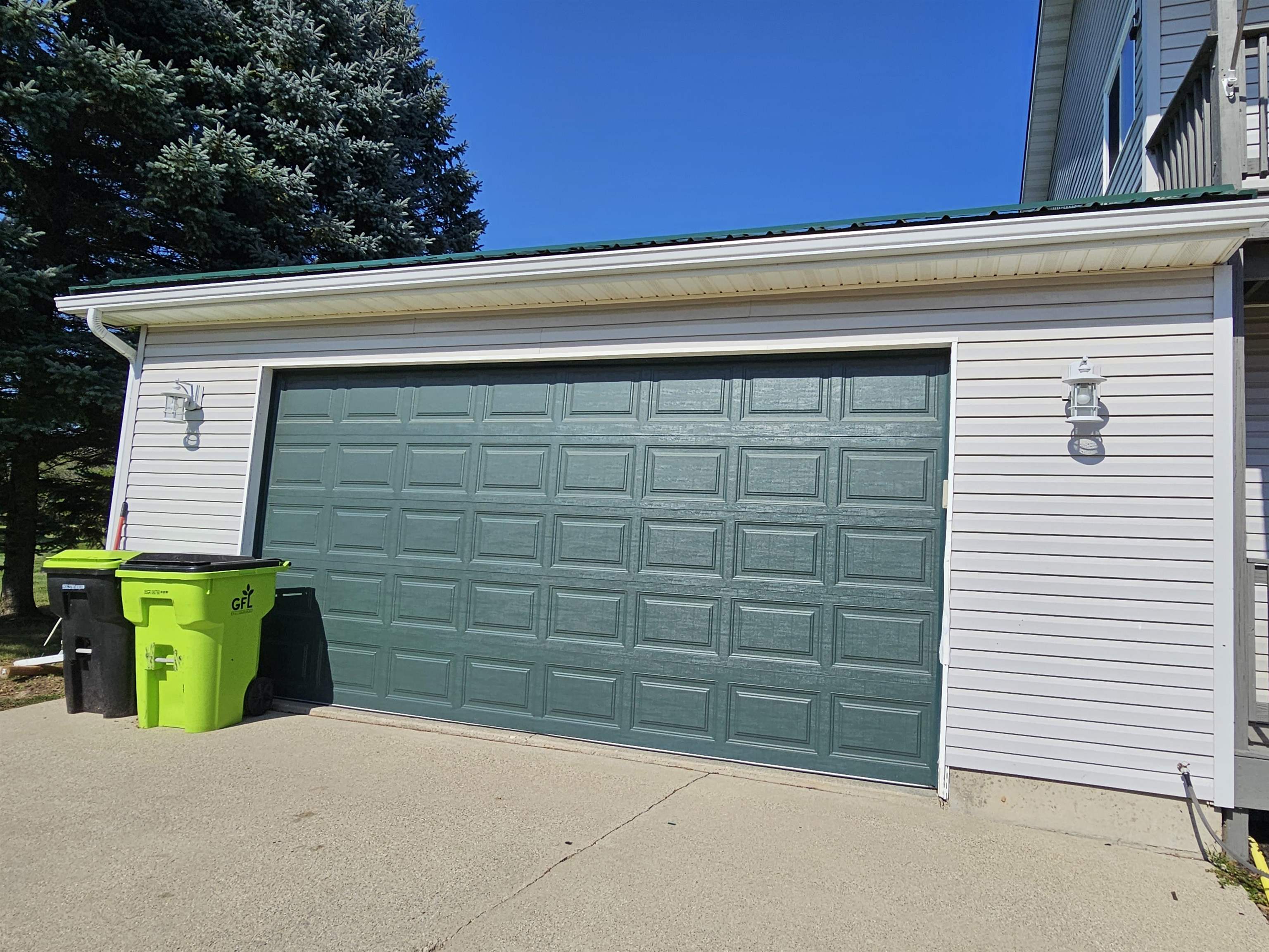 2454 Cambridge Way, Gladwin, MI, 48624