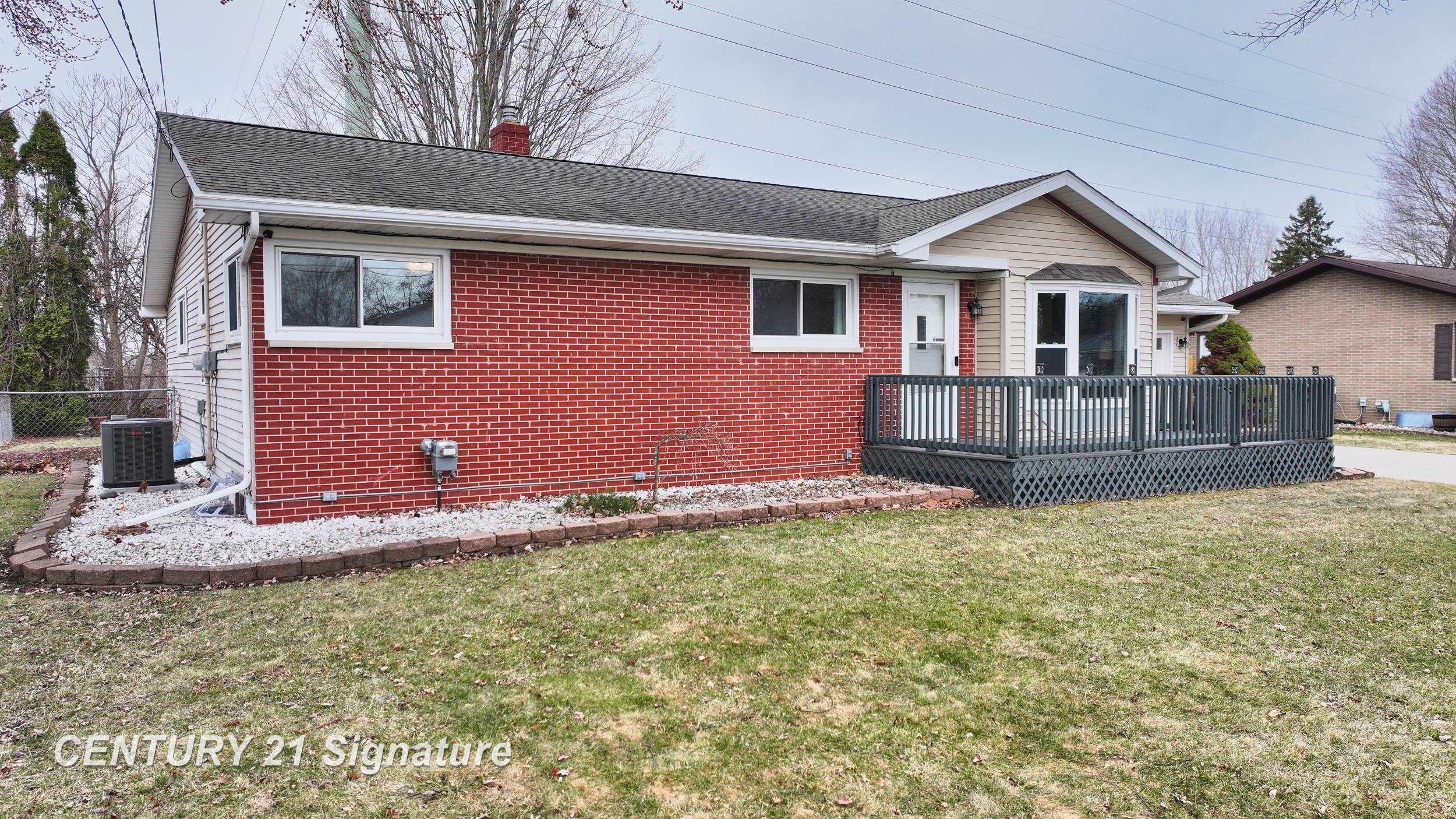 2201 N Berkshire Drive, Saginaw, MI, 48603