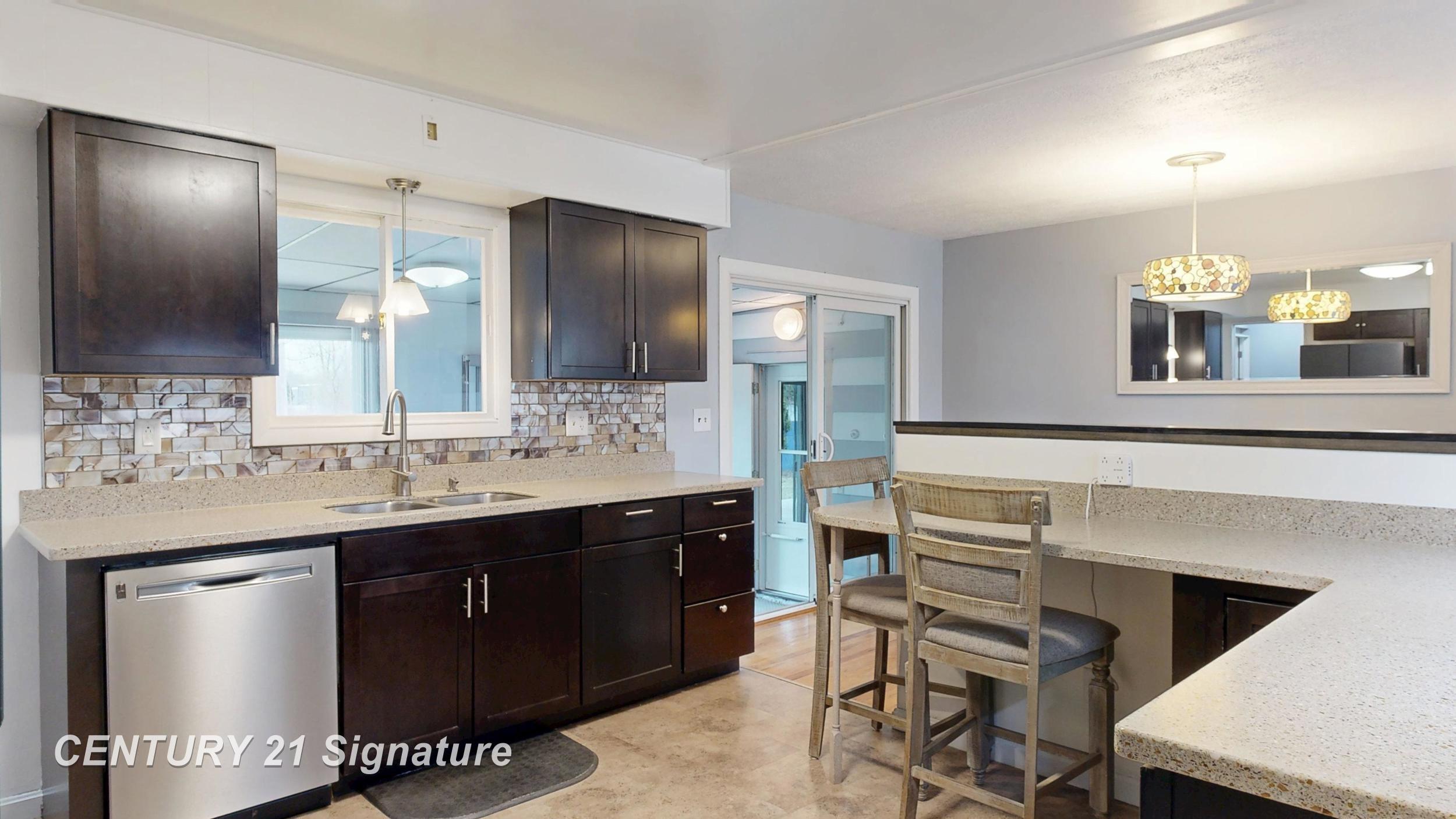 2201 N Berkshire Drive, Saginaw, MI, 48603