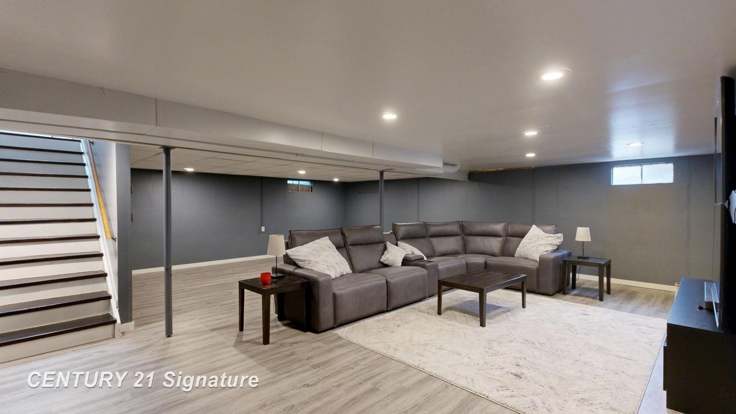 2201 N Berkshire Drive, Saginaw, MI, 48603