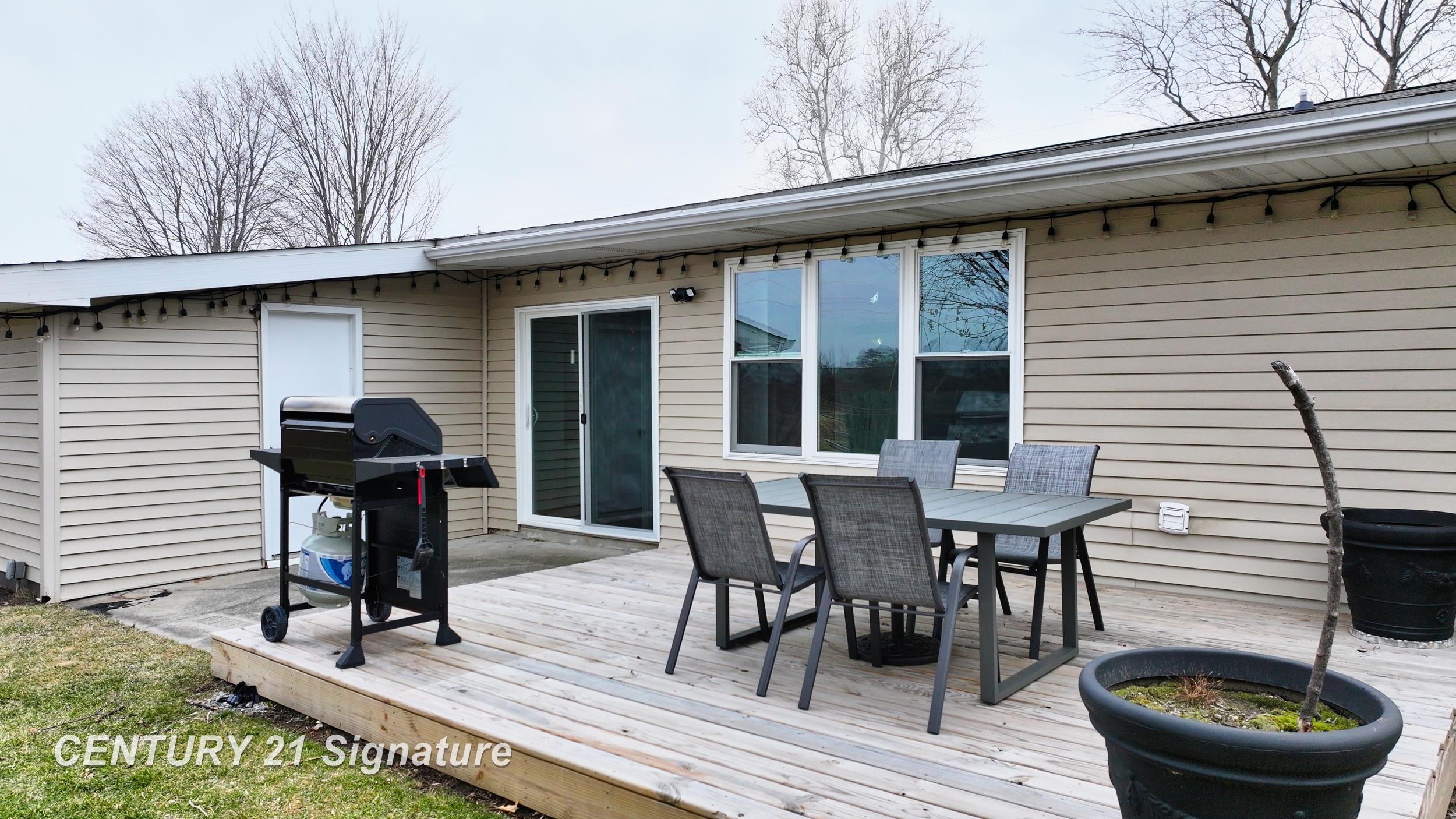 2201 N Berkshire Drive, Saginaw, MI, 48603