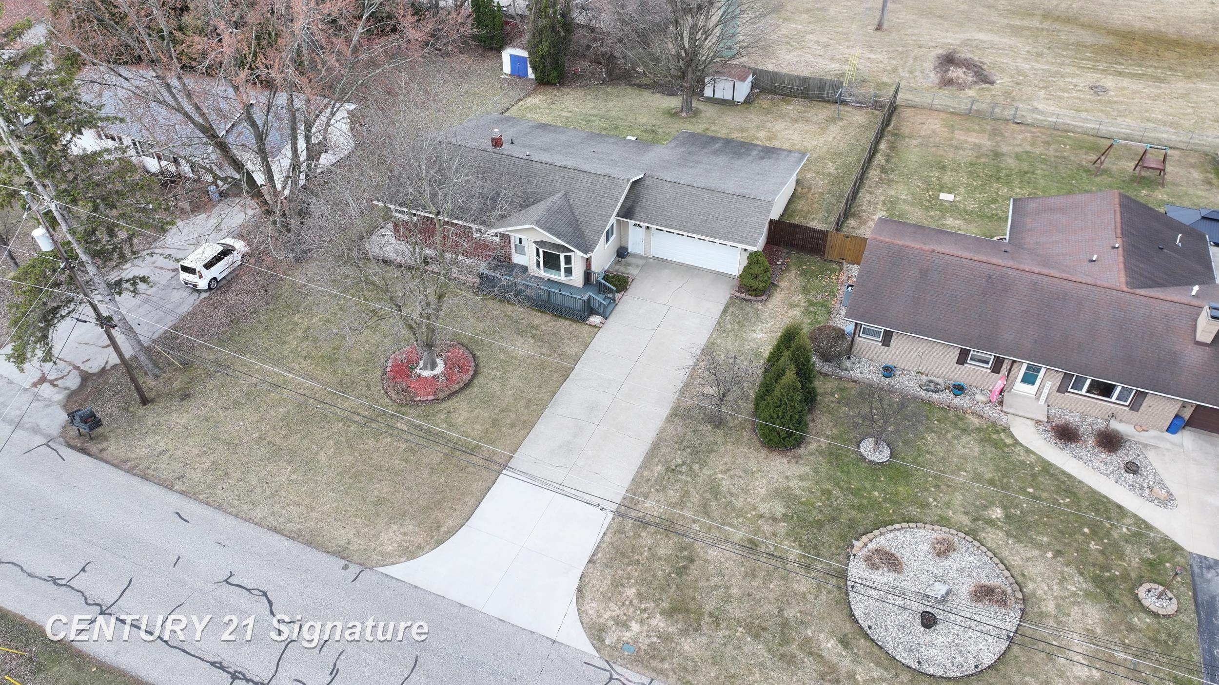 2201 N Berkshire Drive, Saginaw, MI, 48603
