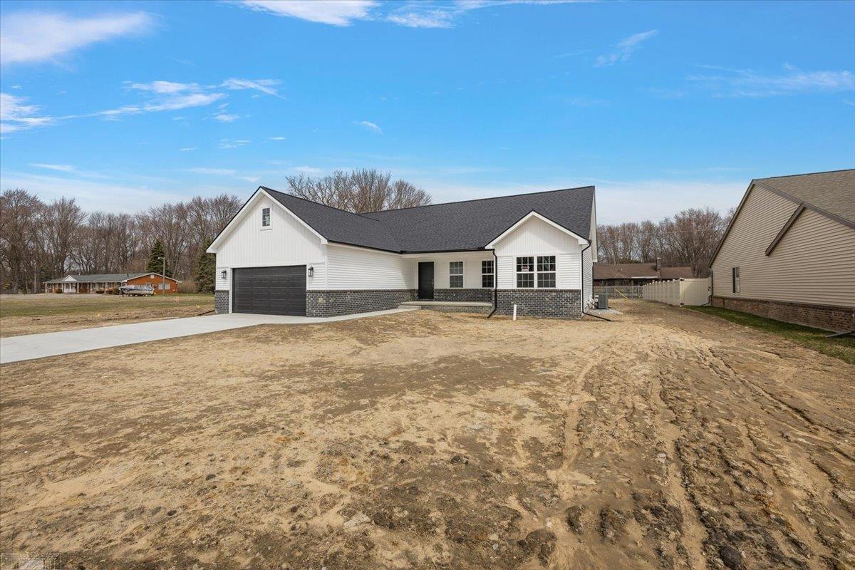 27121 Lanse Creuse Street, Harrison Twp, MI, 48045