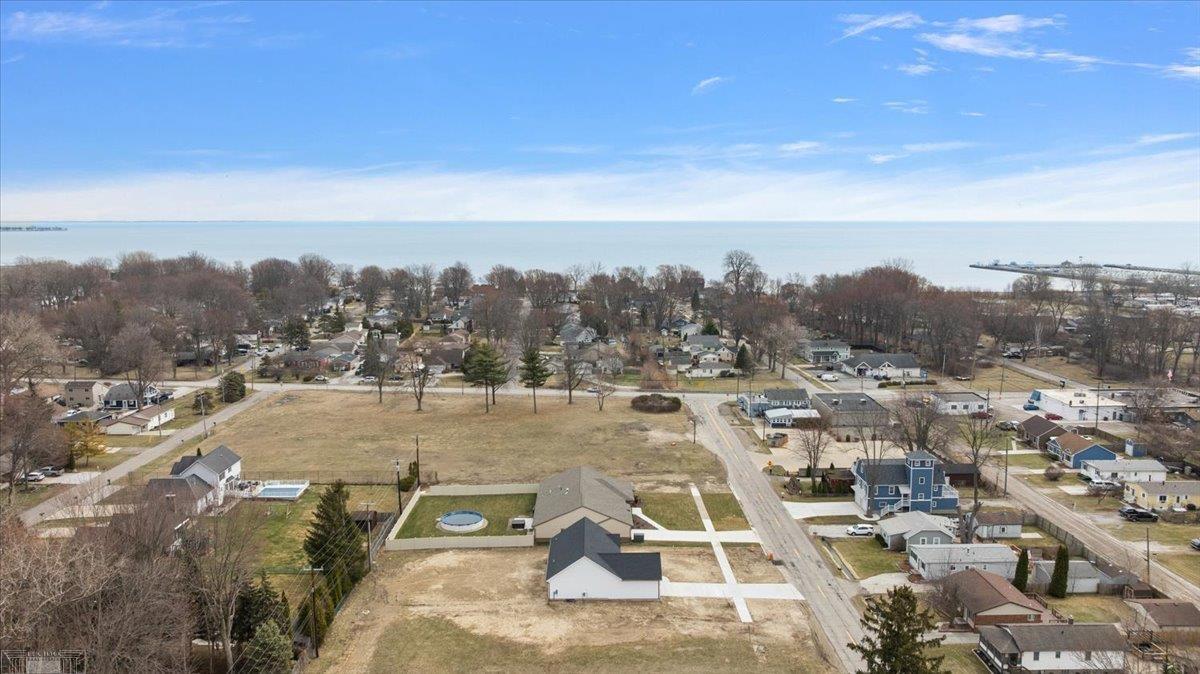 27121 Lanse Creuse Street, Harrison Twp, MI, 48045