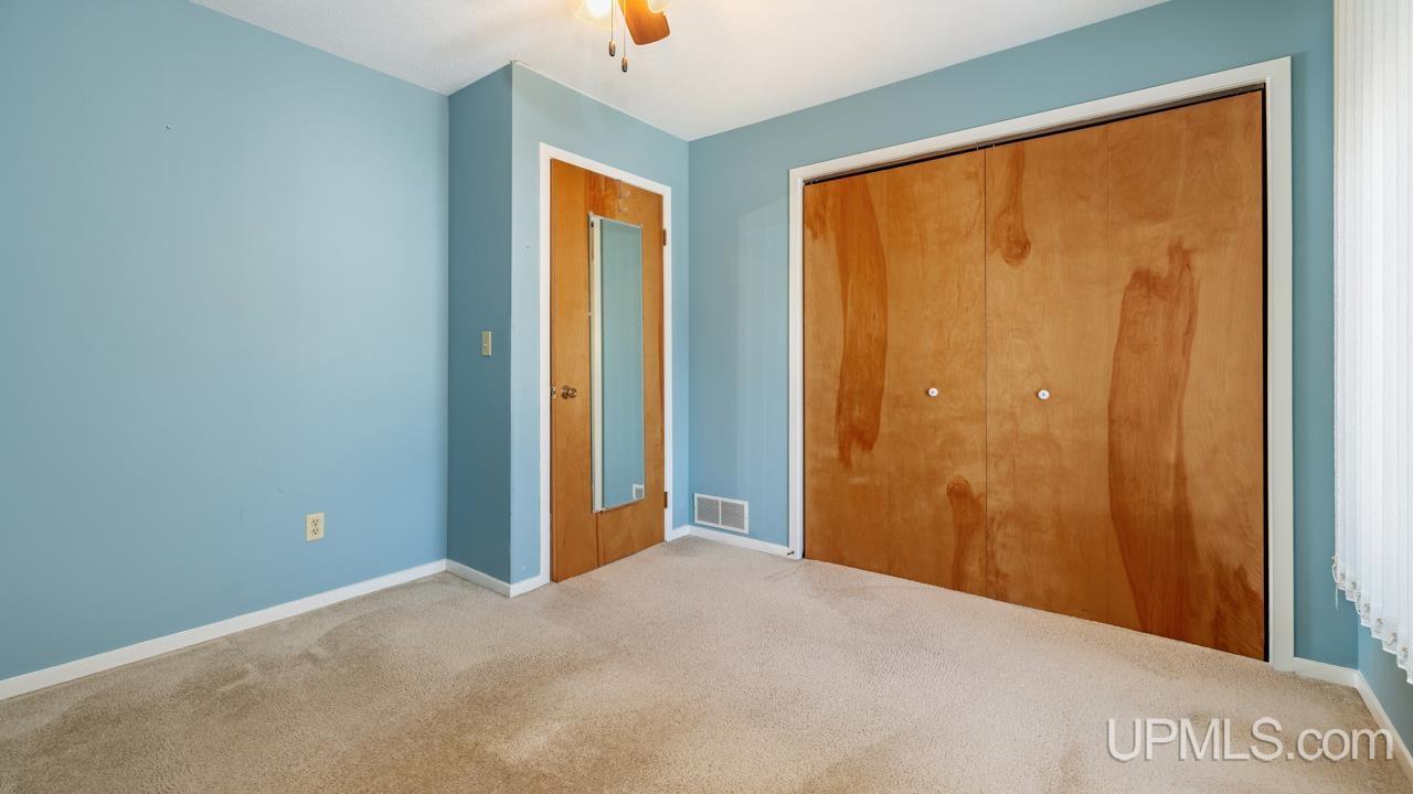 2000 Lake Shore UNIT&nbsp;N Drive, Gladstone, MI, 49837