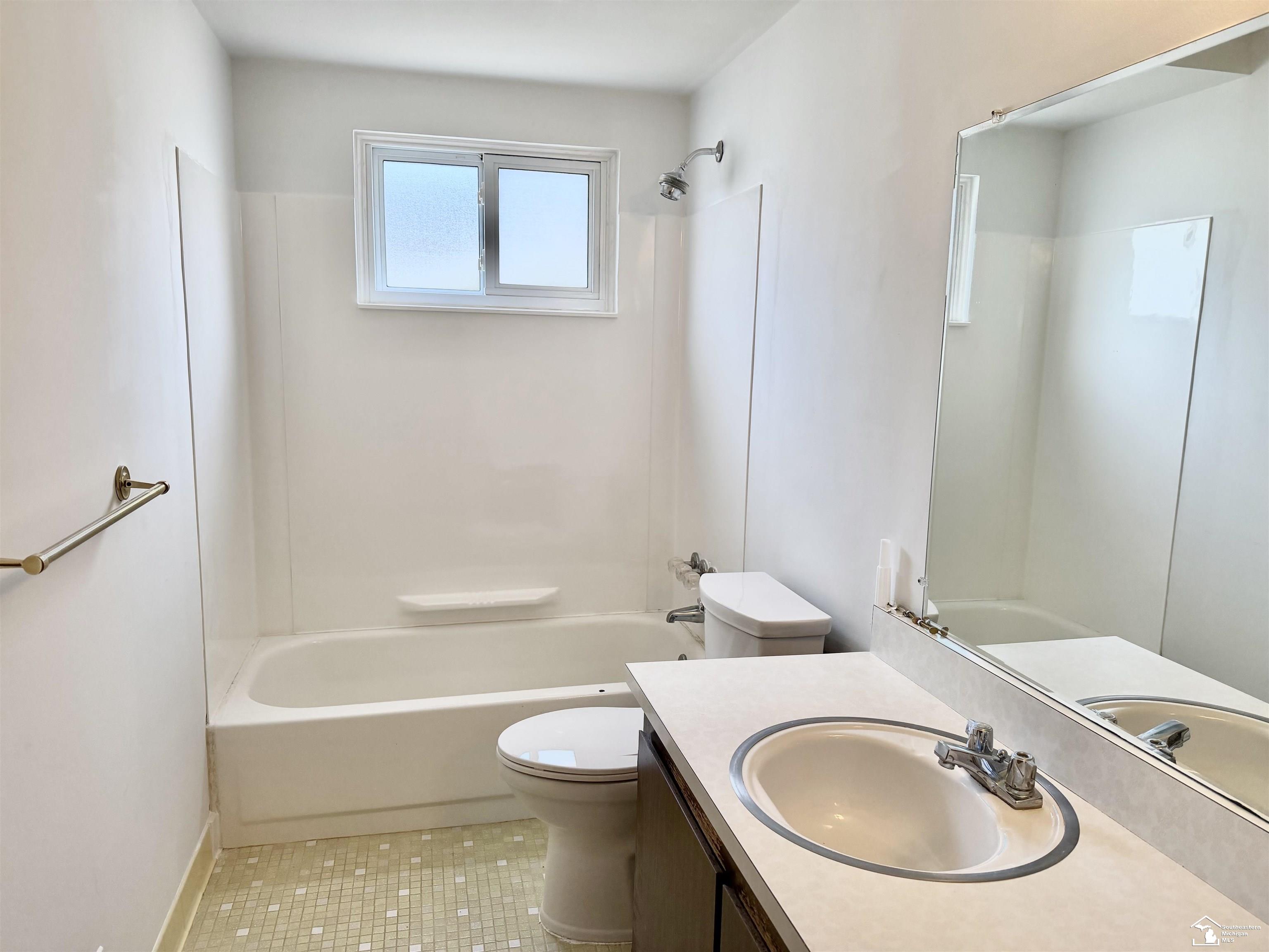 25920 Reeck Road, Trenton, MI, 48183