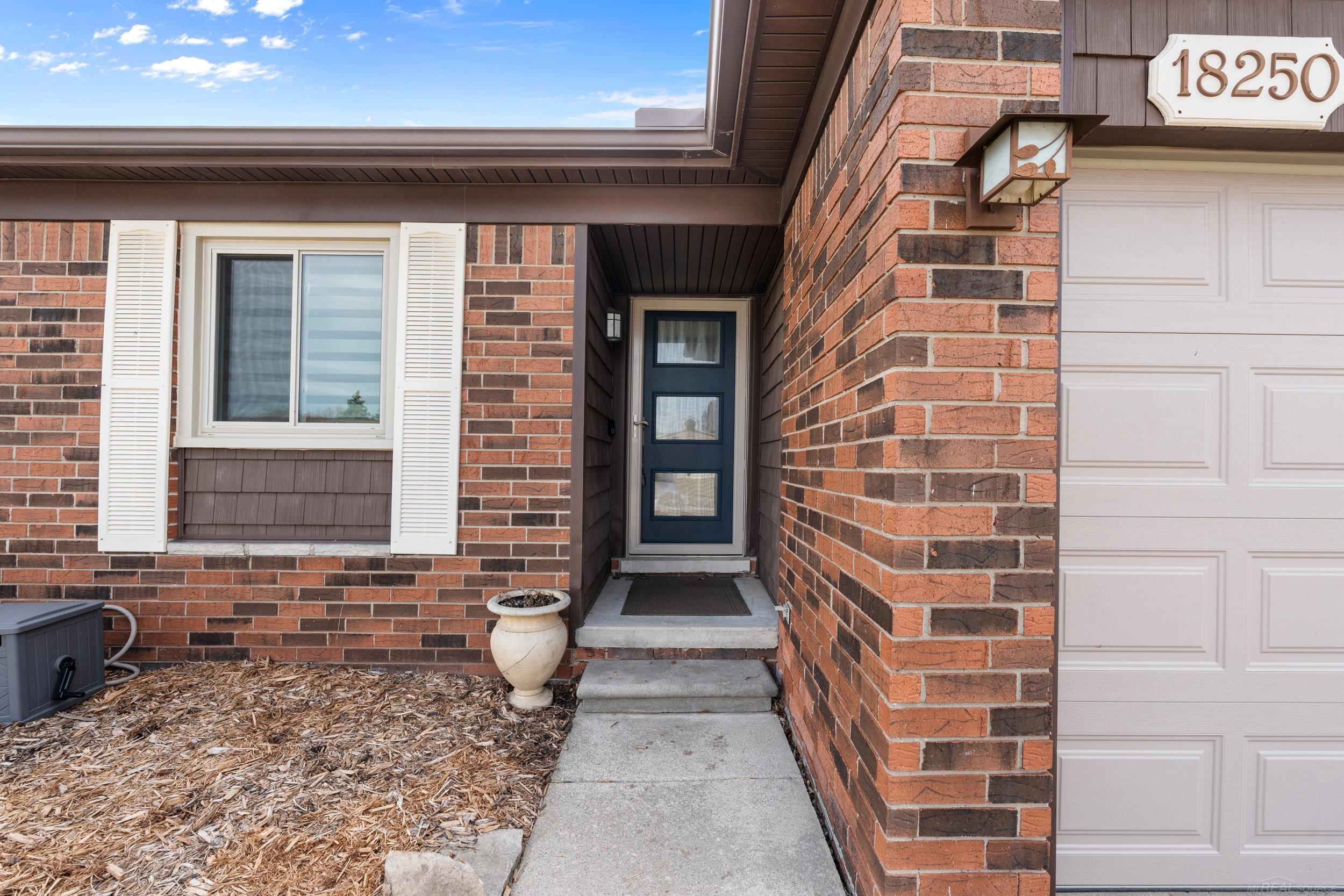 18250 Millstone Drive, Macomb, MI, 48044