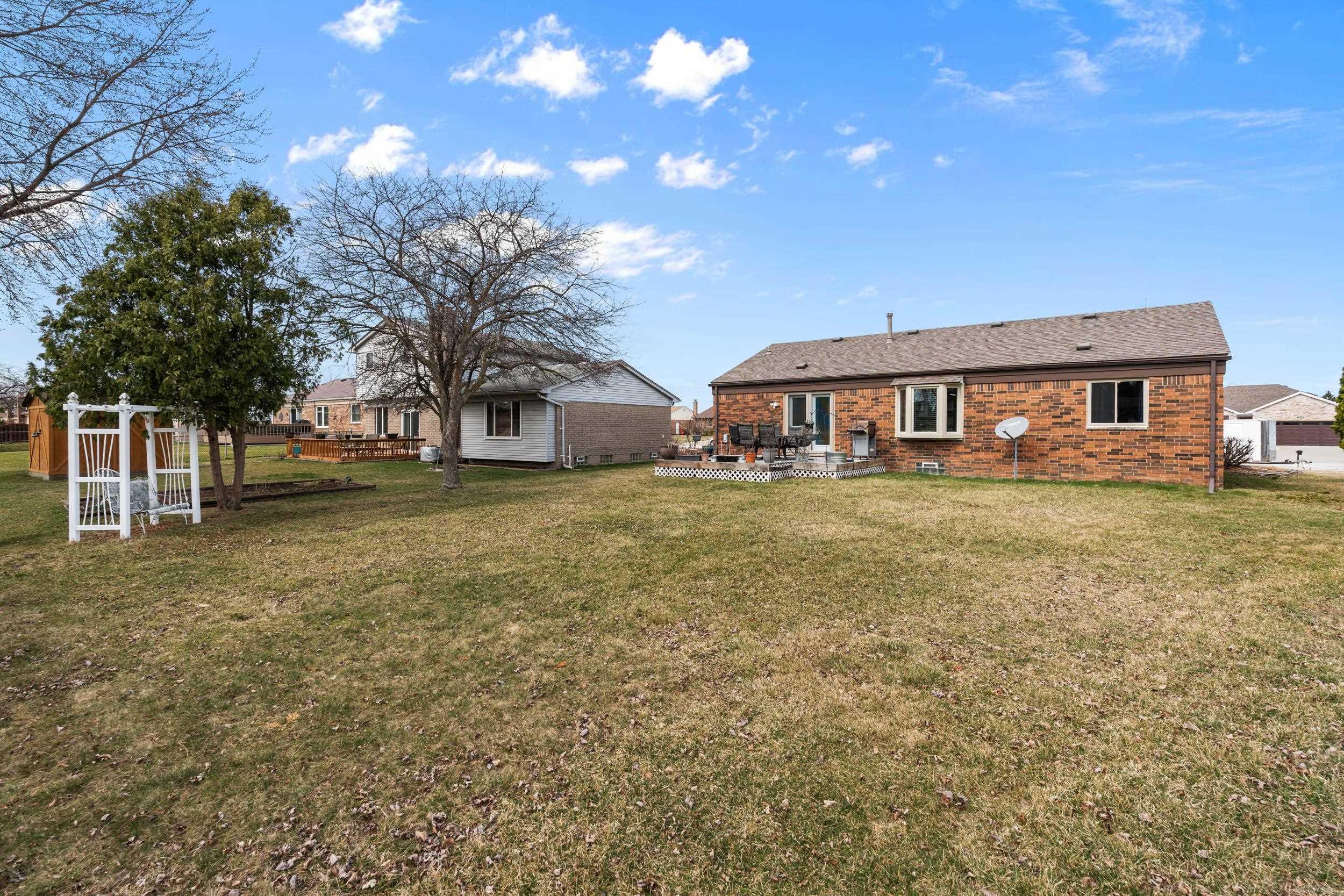 18250 Millstone Drive, Macomb, MI, 48044