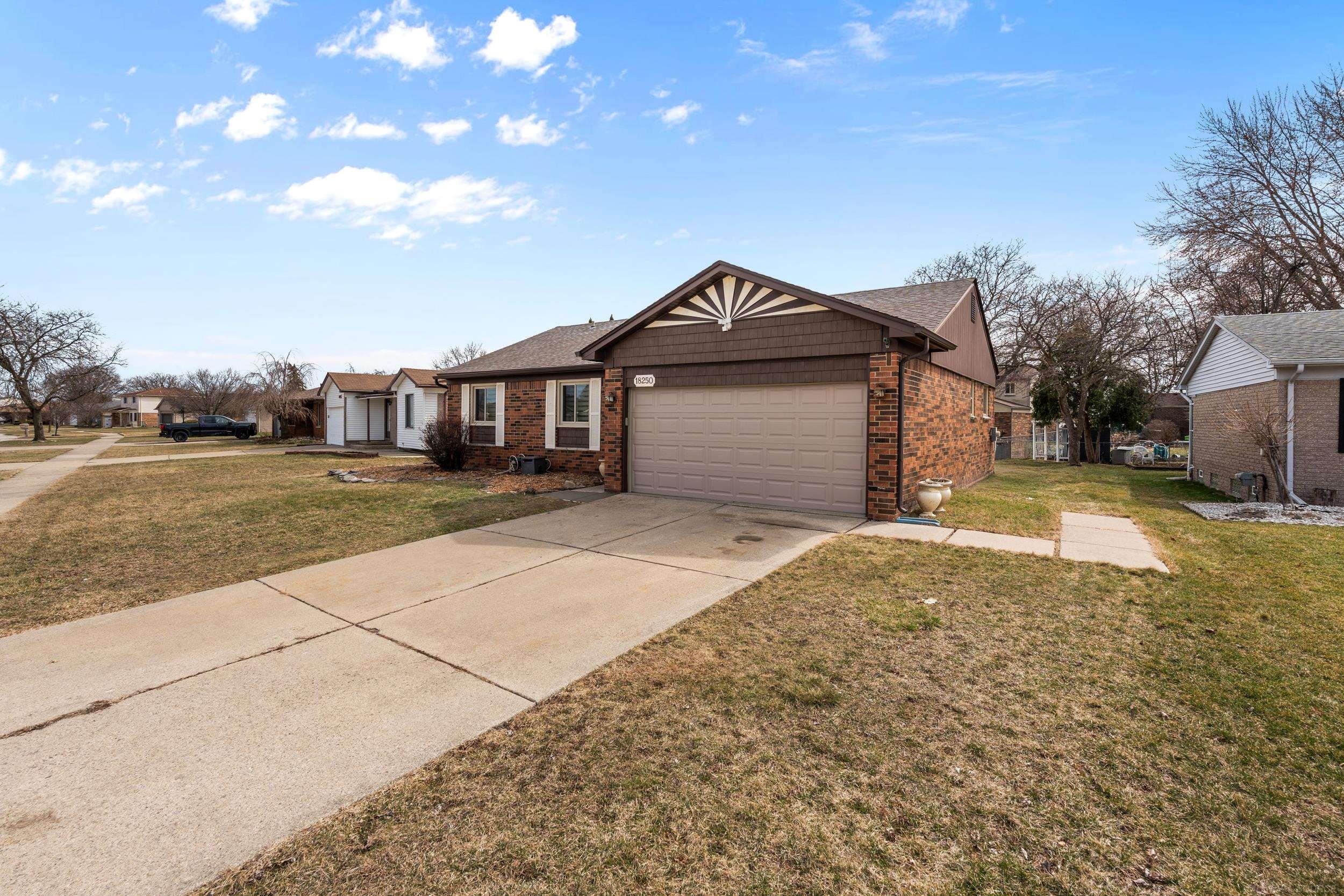 18250 Millstone Drive, Macomb, MI, 48044