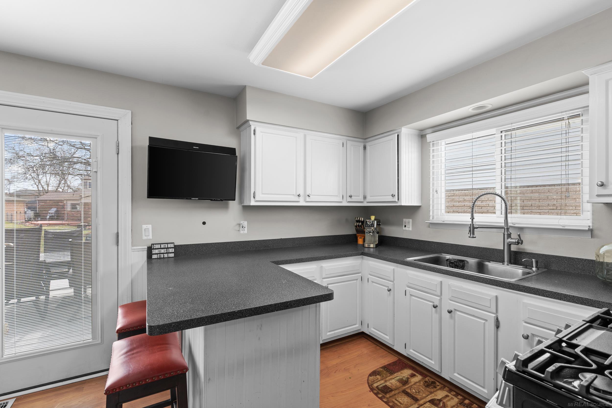 18250 Millstone Drive, Macomb, MI, 48044