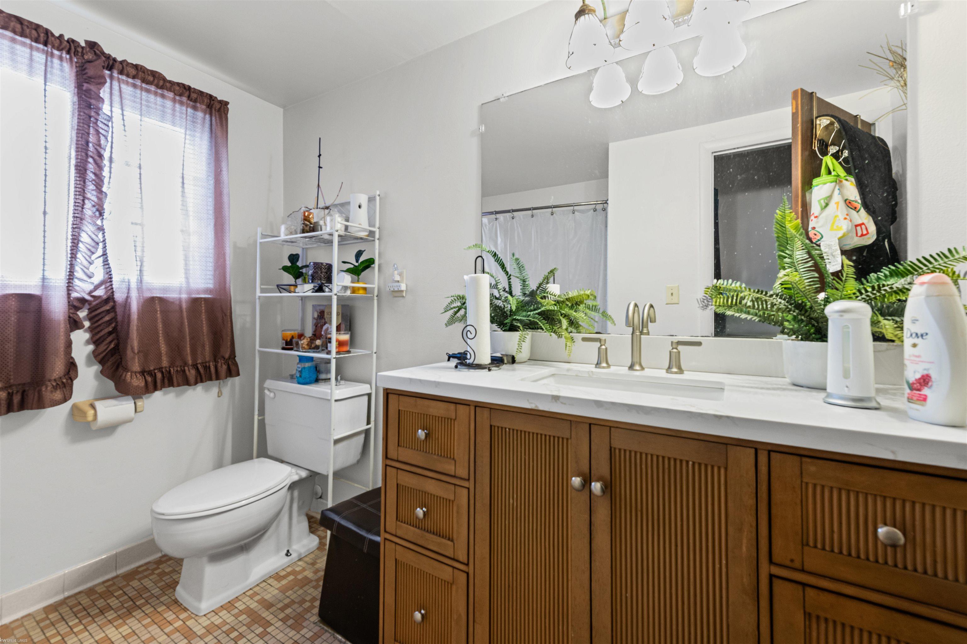 25325 Shiawassee Circle UNIT&nbsp;103, Southfield, MI, 48033