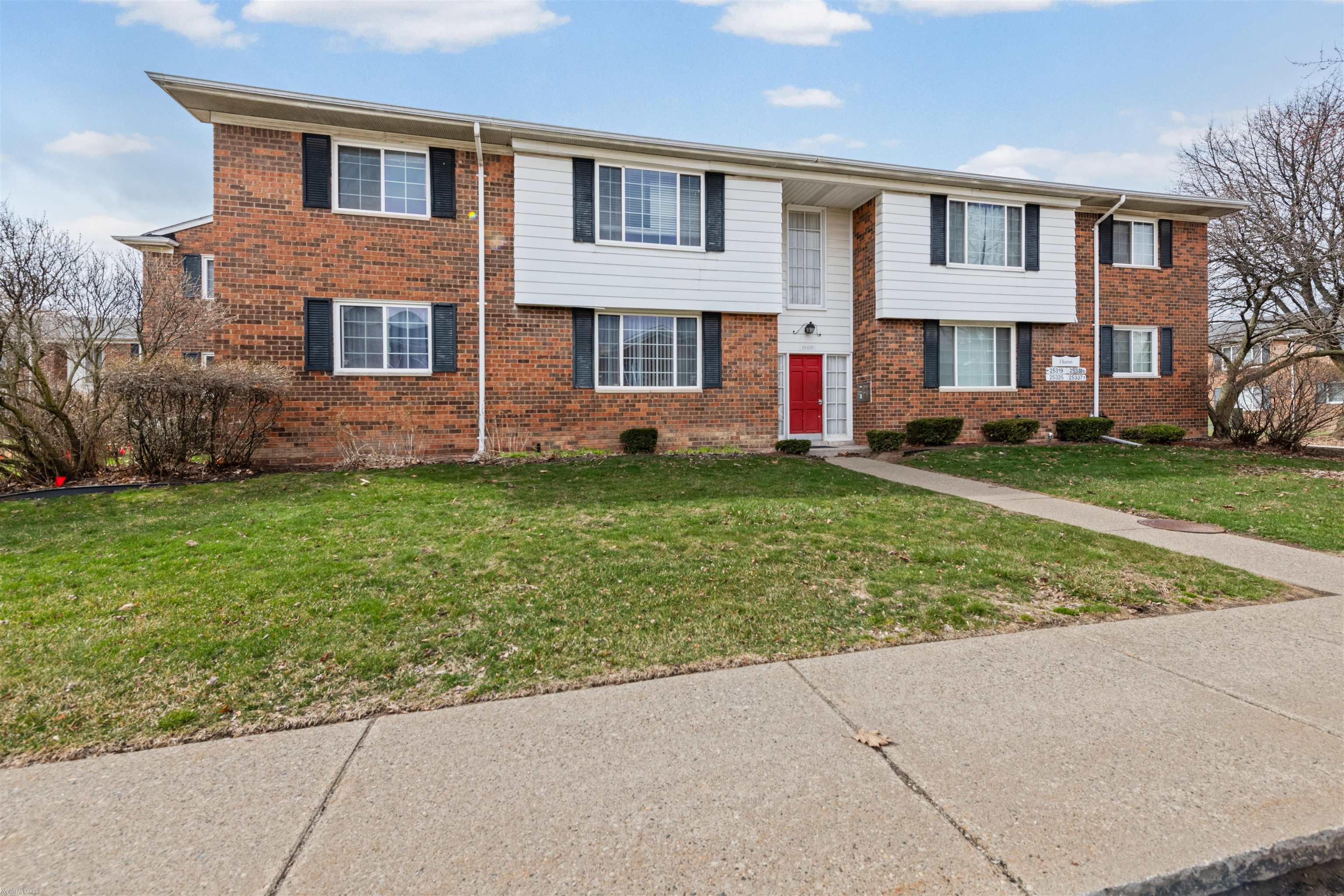 25325 Shiawassee Circle UNIT&nbsp;103, Southfield, MI, 48033