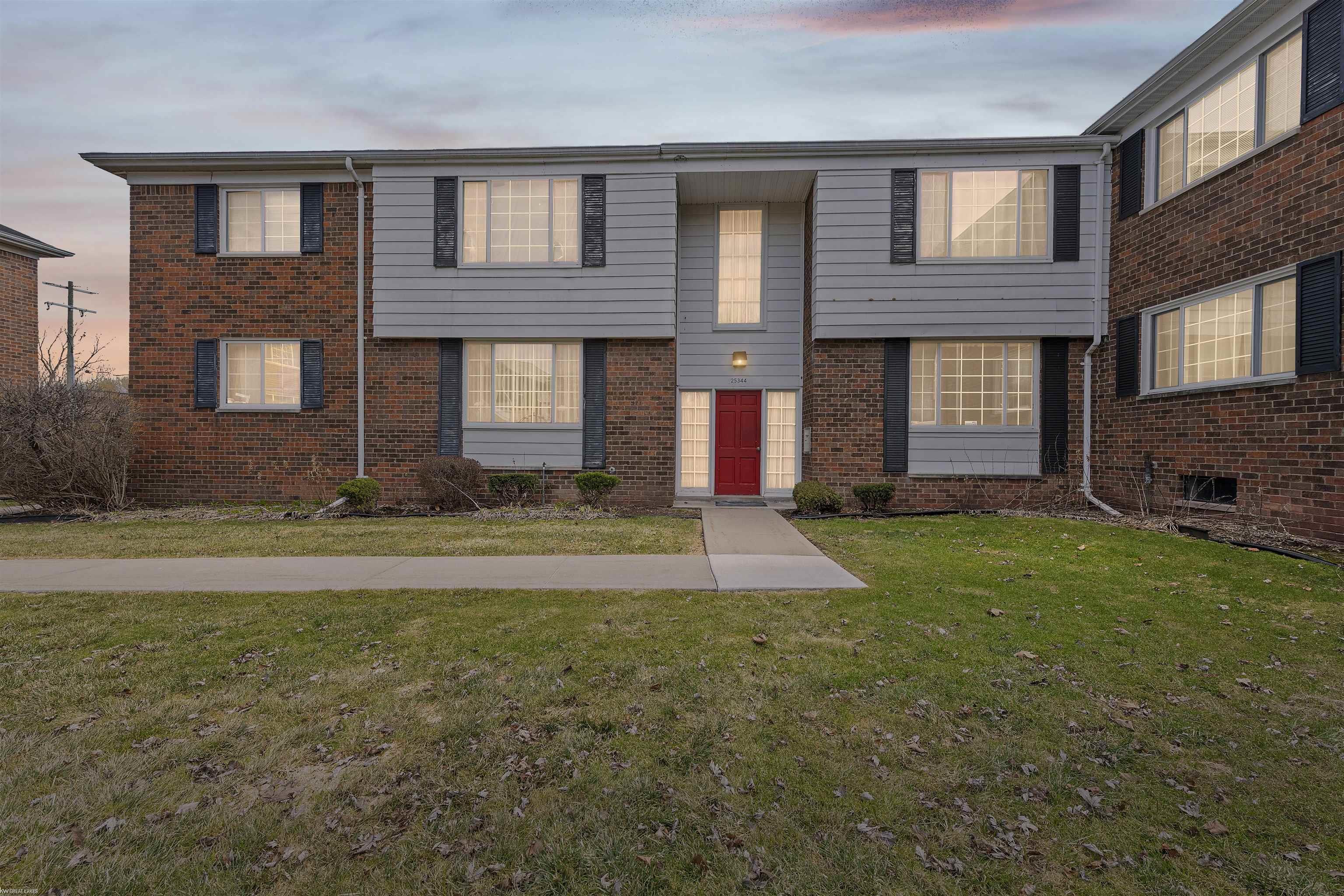 25325 Shiawassee Circle UNIT&nbsp;103, Southfield, MI, 48033