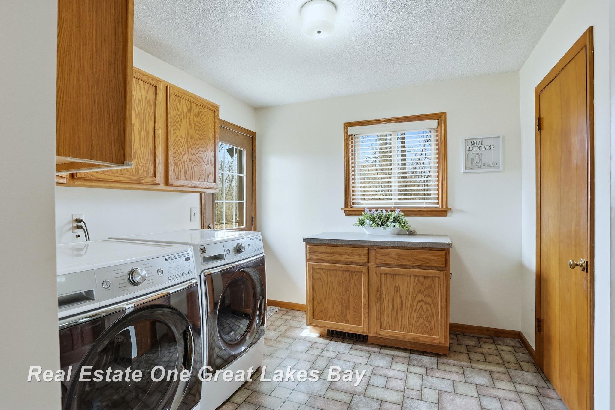 7205 Trinklein Road, Saginaw, MI, 48609