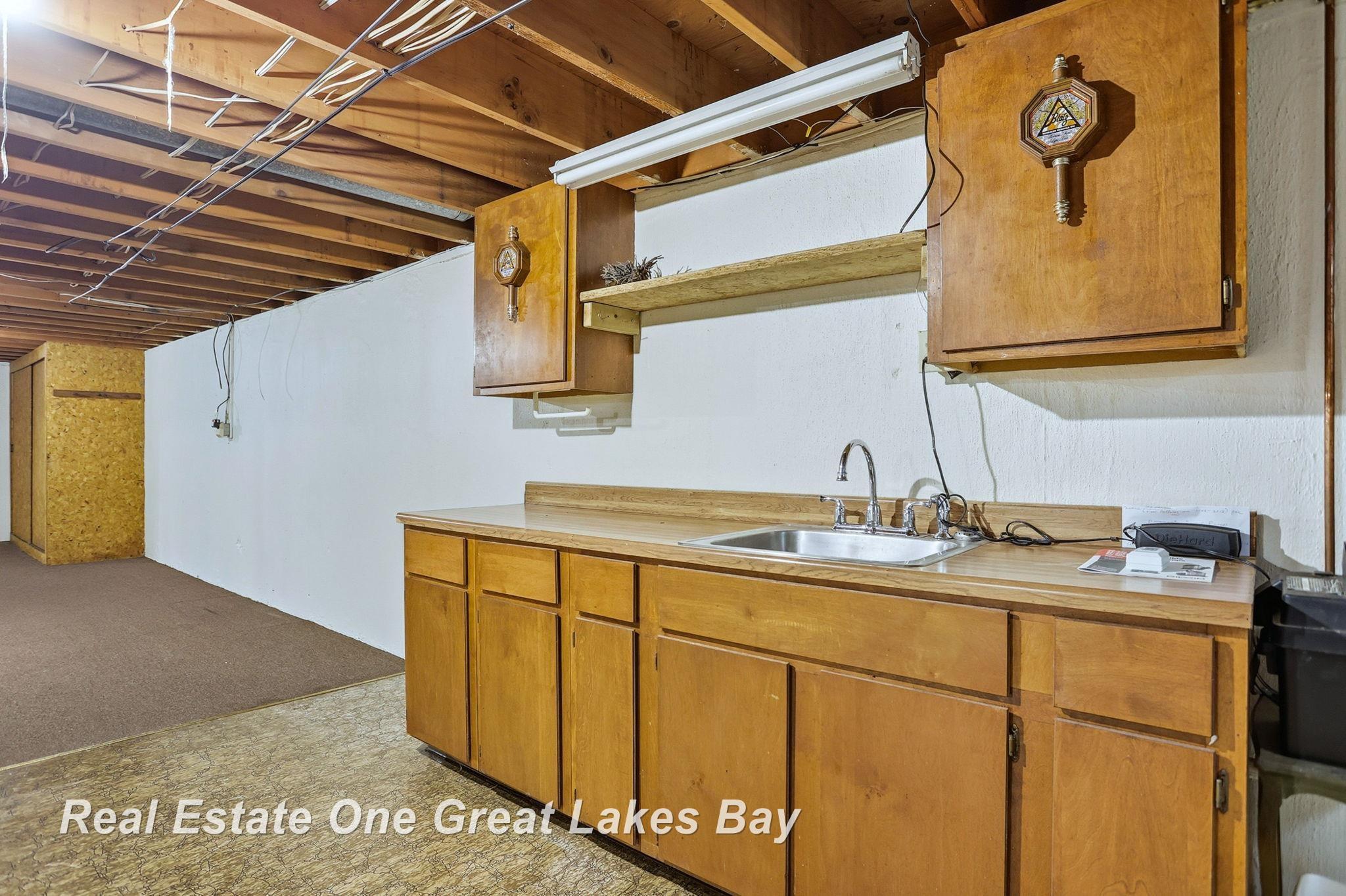 7205 Trinklein Road, Saginaw, MI, 48609