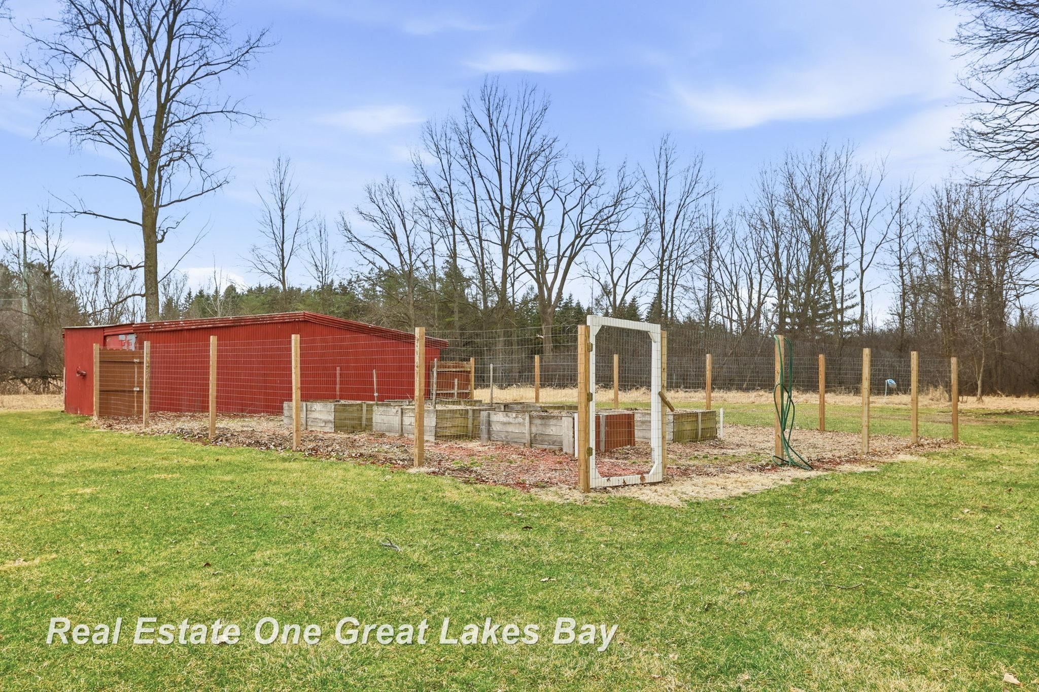 7205 Trinklein Road, Saginaw, MI, 48609