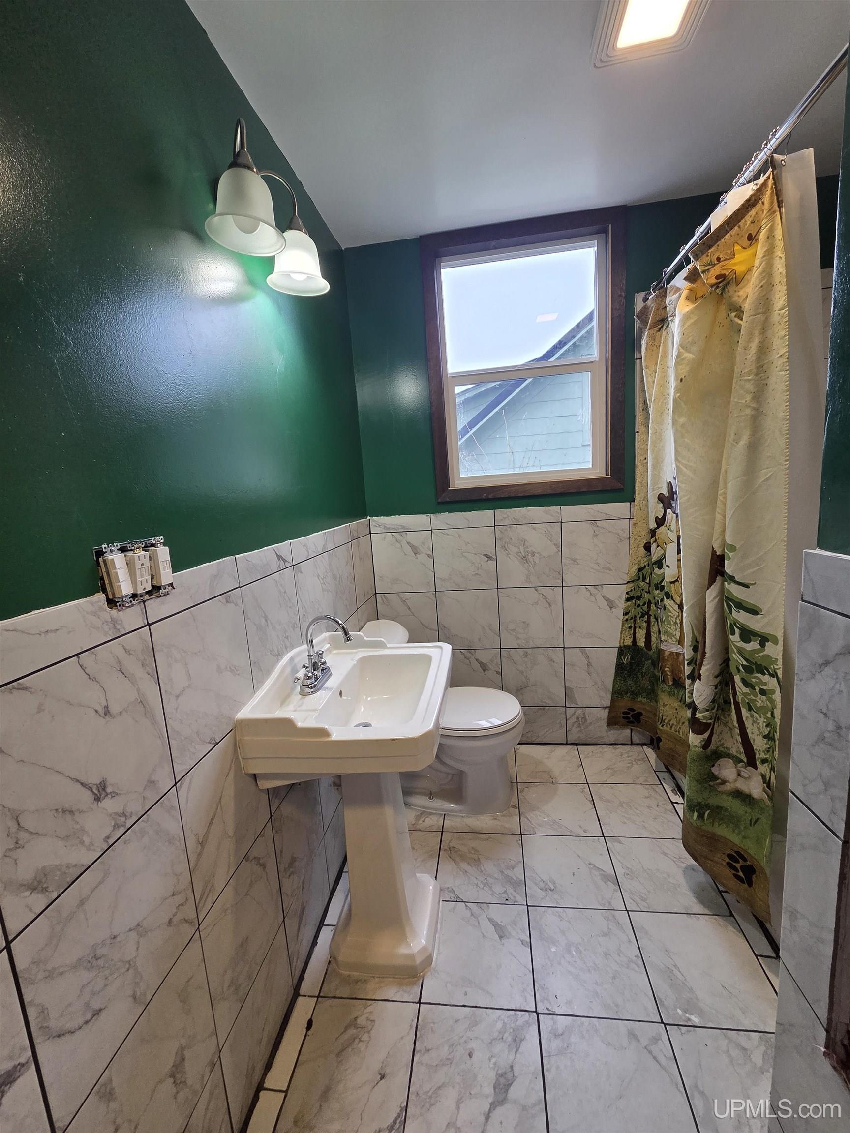 210 Blossom Street, Iron River, MI, 49935