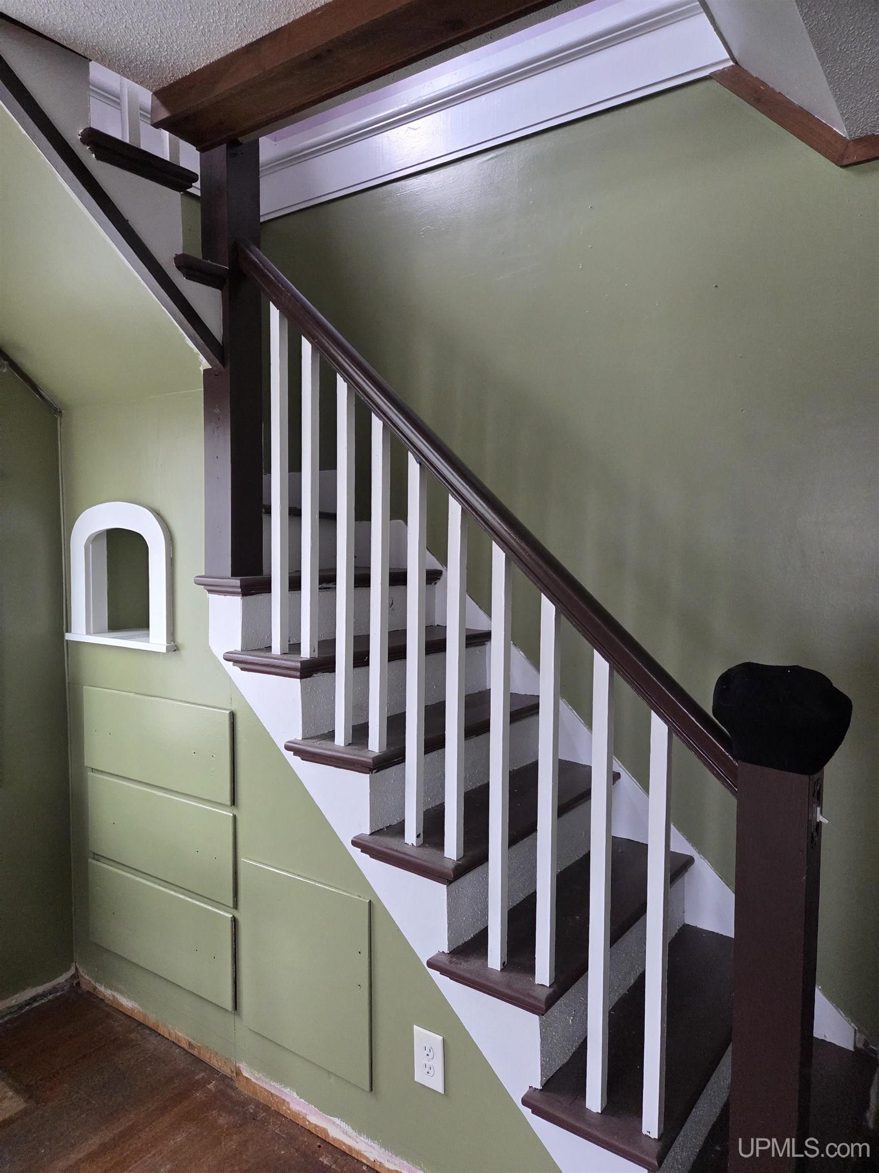 210 Blossom Street, Iron River, MI, 49935