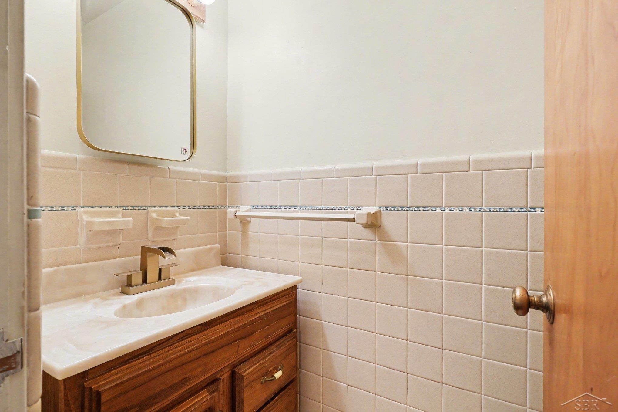 1740 Wilson Avenue, Saginaw, MI, 48638