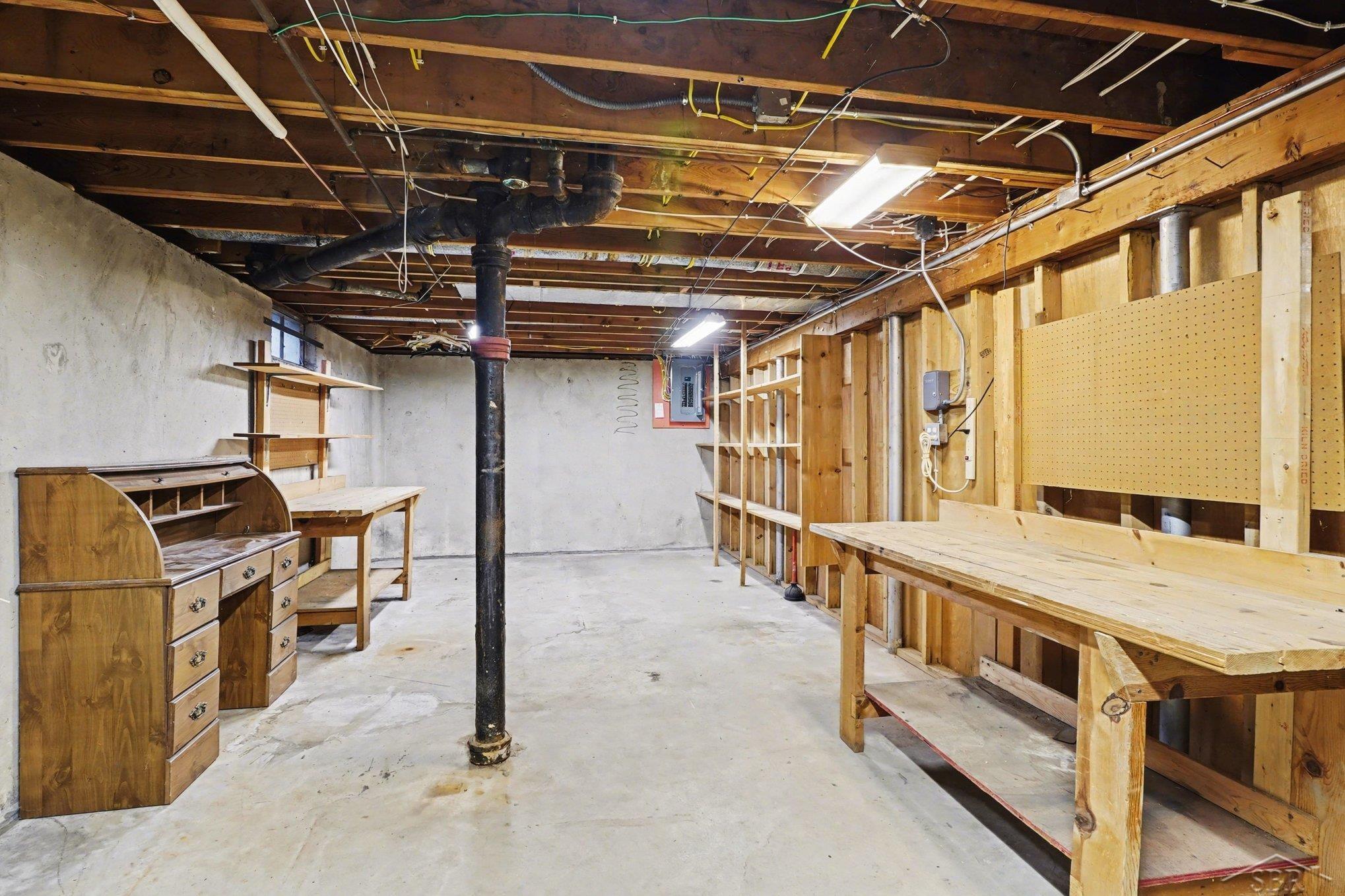 1740 Wilson Avenue, Saginaw, MI, 48638