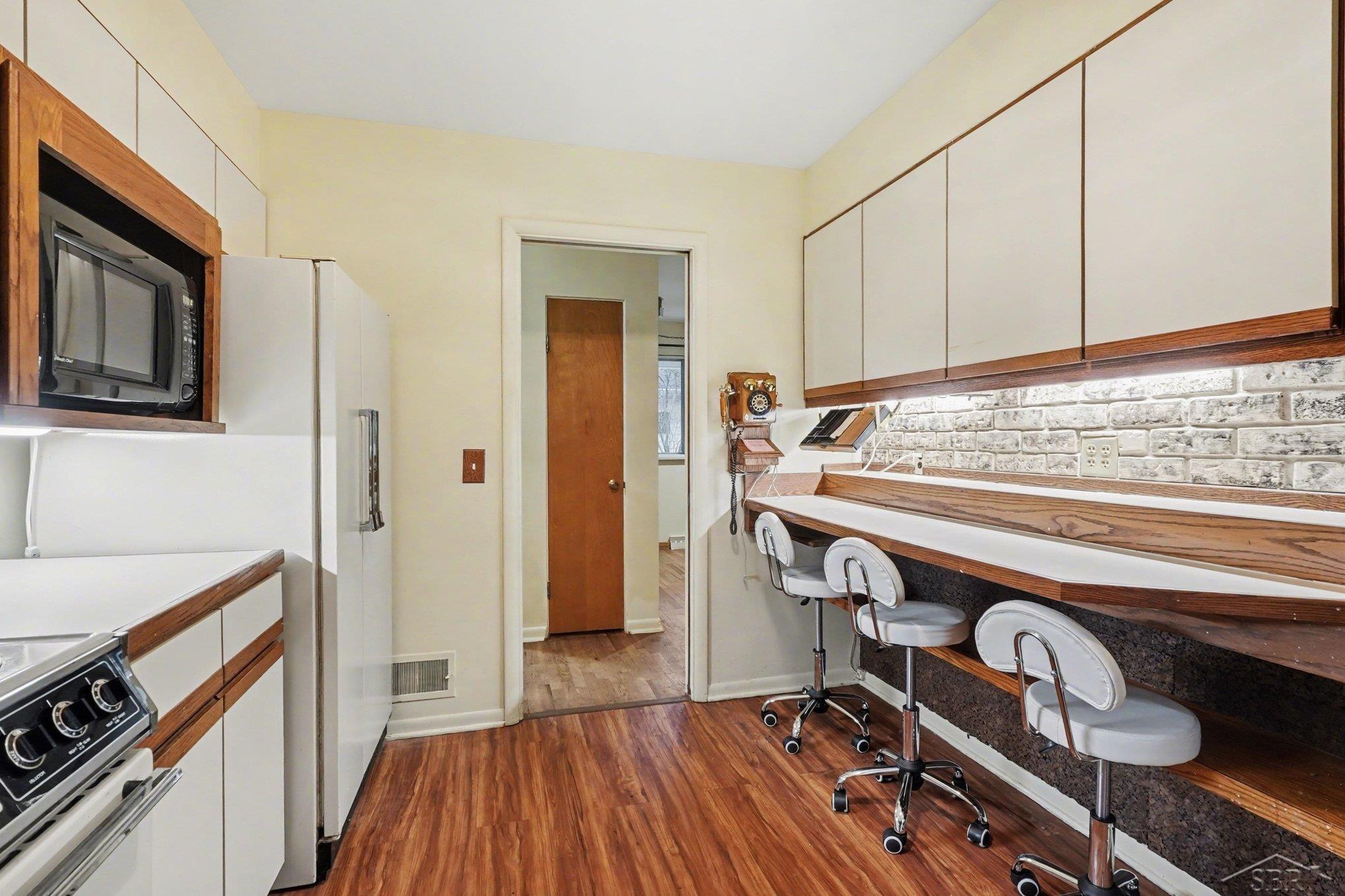 1740 Wilson Avenue, Saginaw, MI, 48638