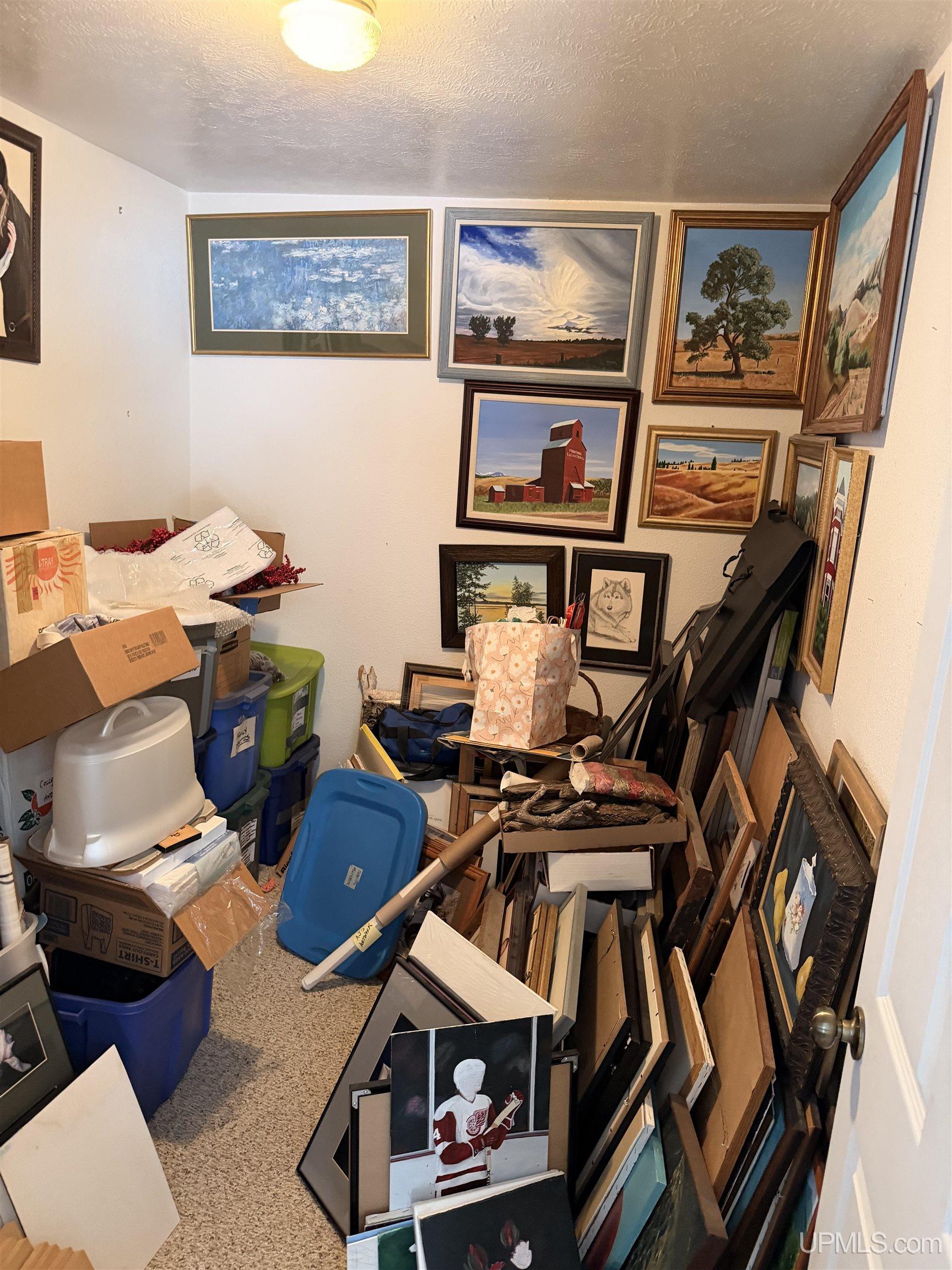 208 E Onota Street, Munising, MI, 49862