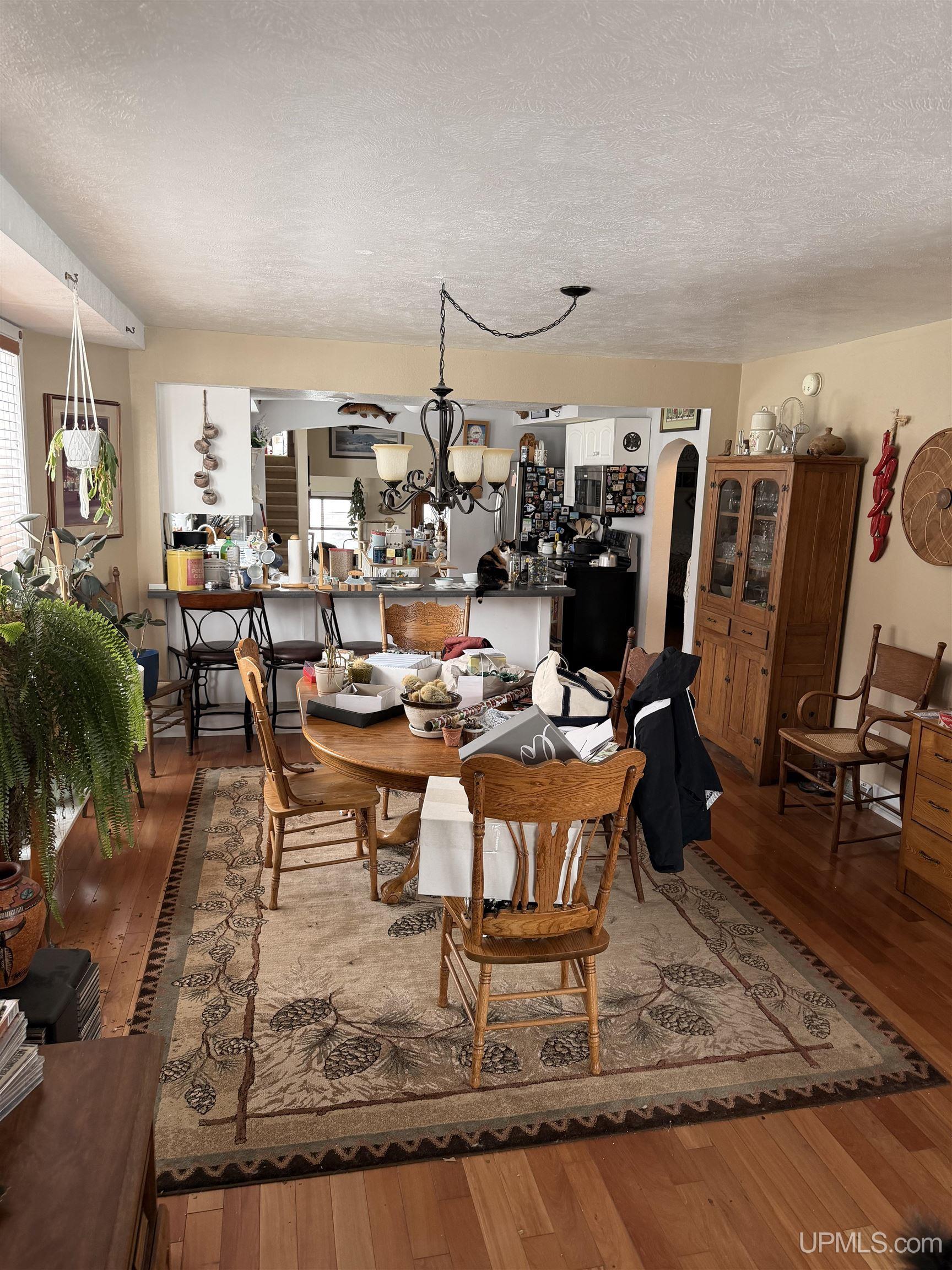 208 E Onota Street, Munising, MI, 49862