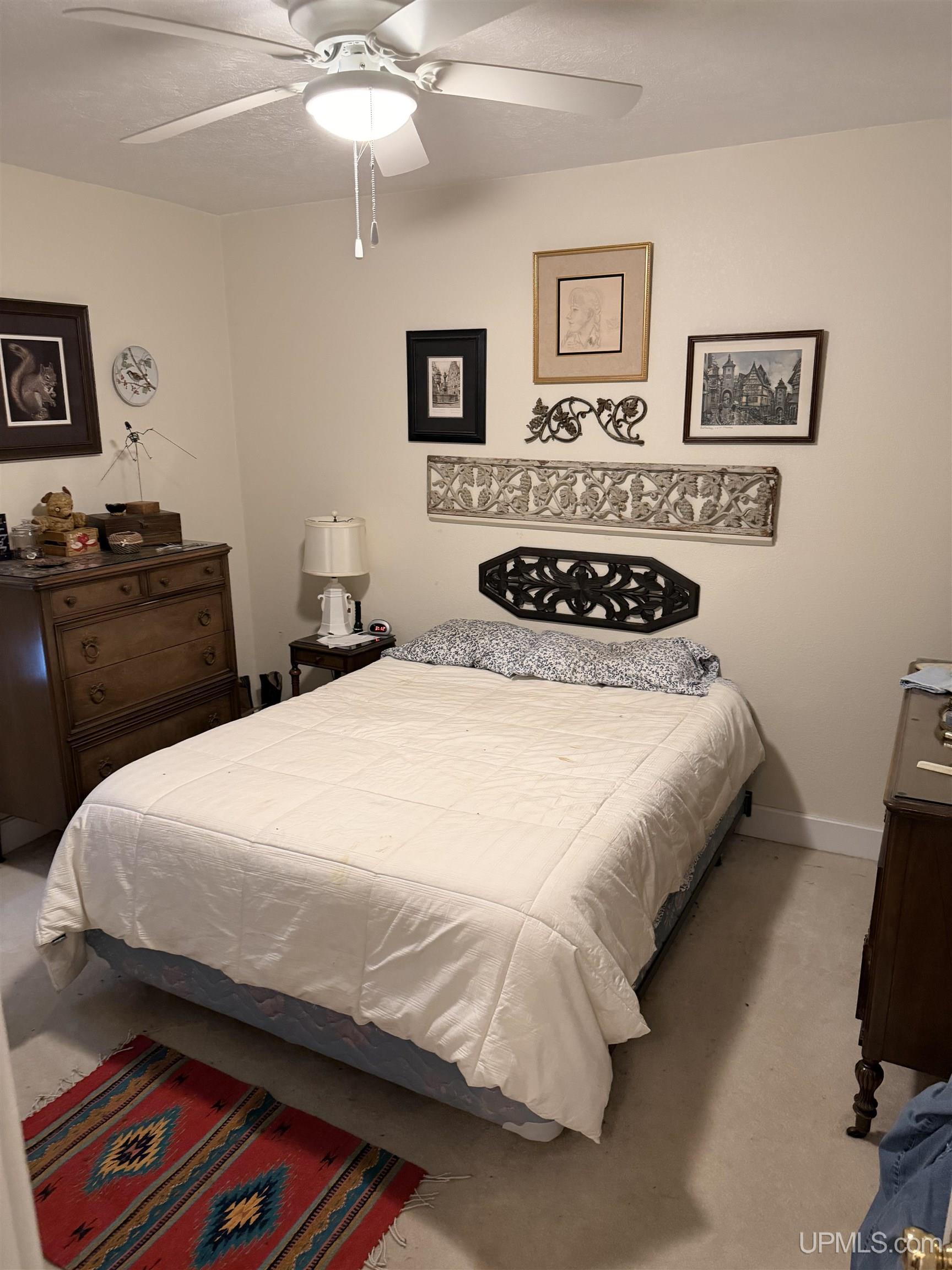 208 E Onota Street, Munising, MI, 49862