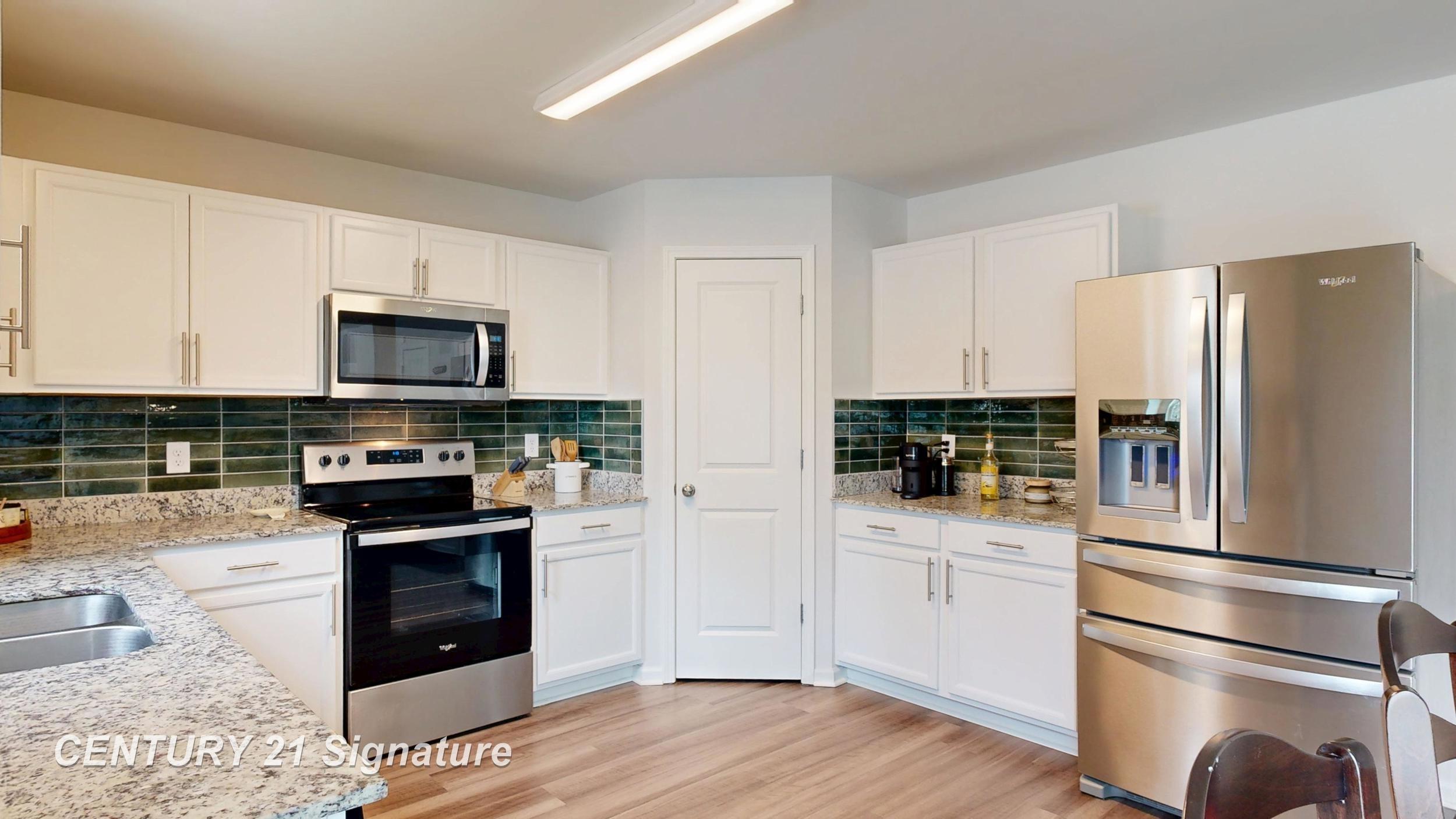 2294 Legacy Drive, Burton, MI, 48519