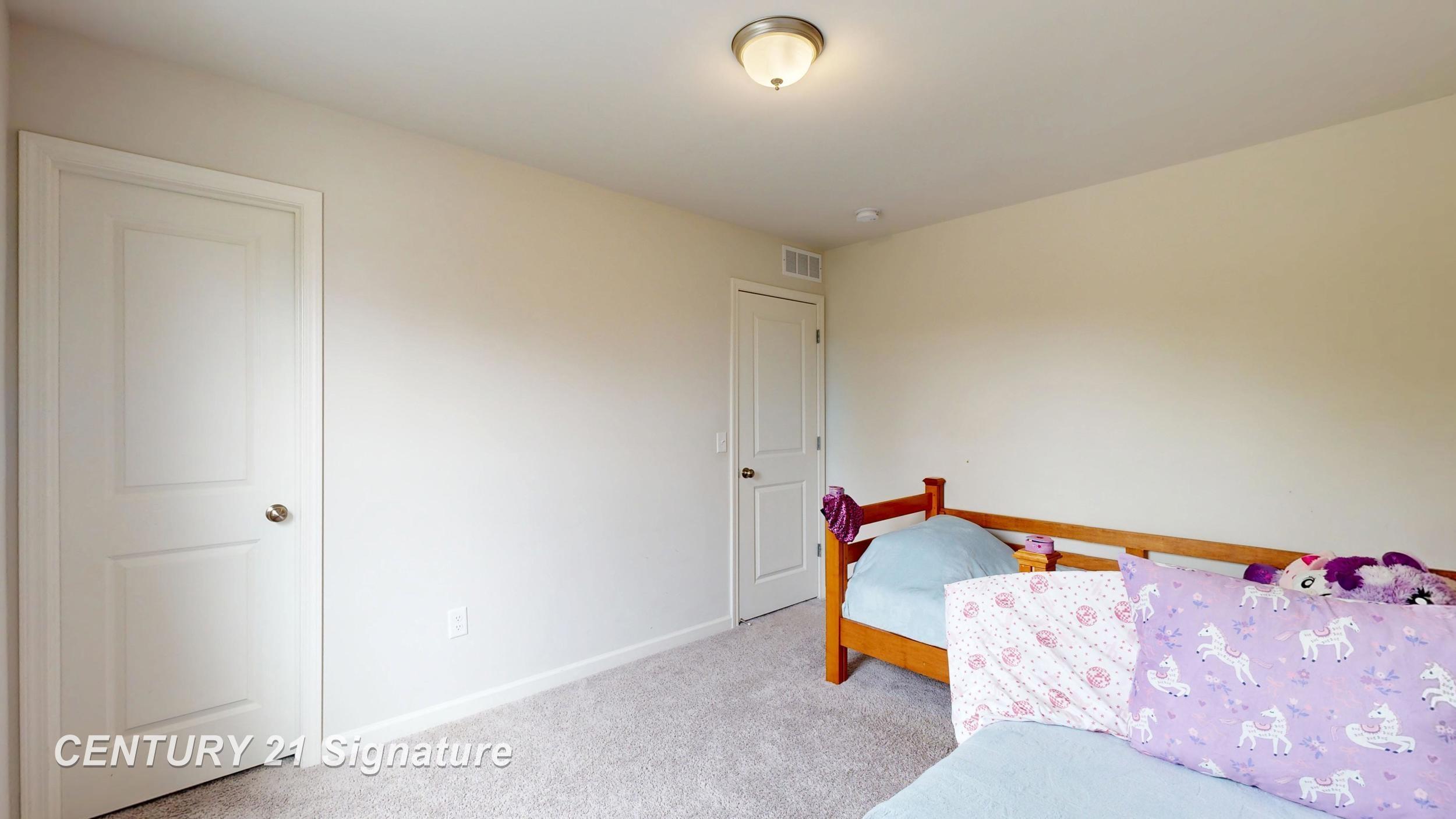 2294 Legacy Drive, Burton, MI, 48519