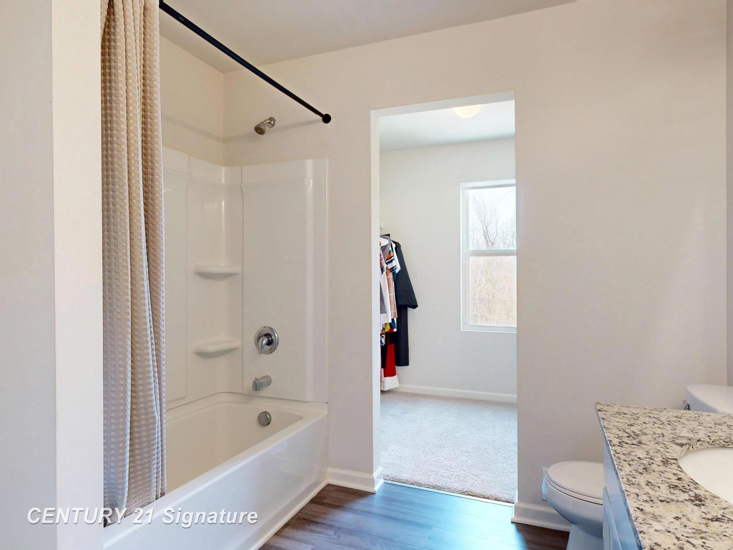 2294 Legacy Drive, Burton, MI, 48519