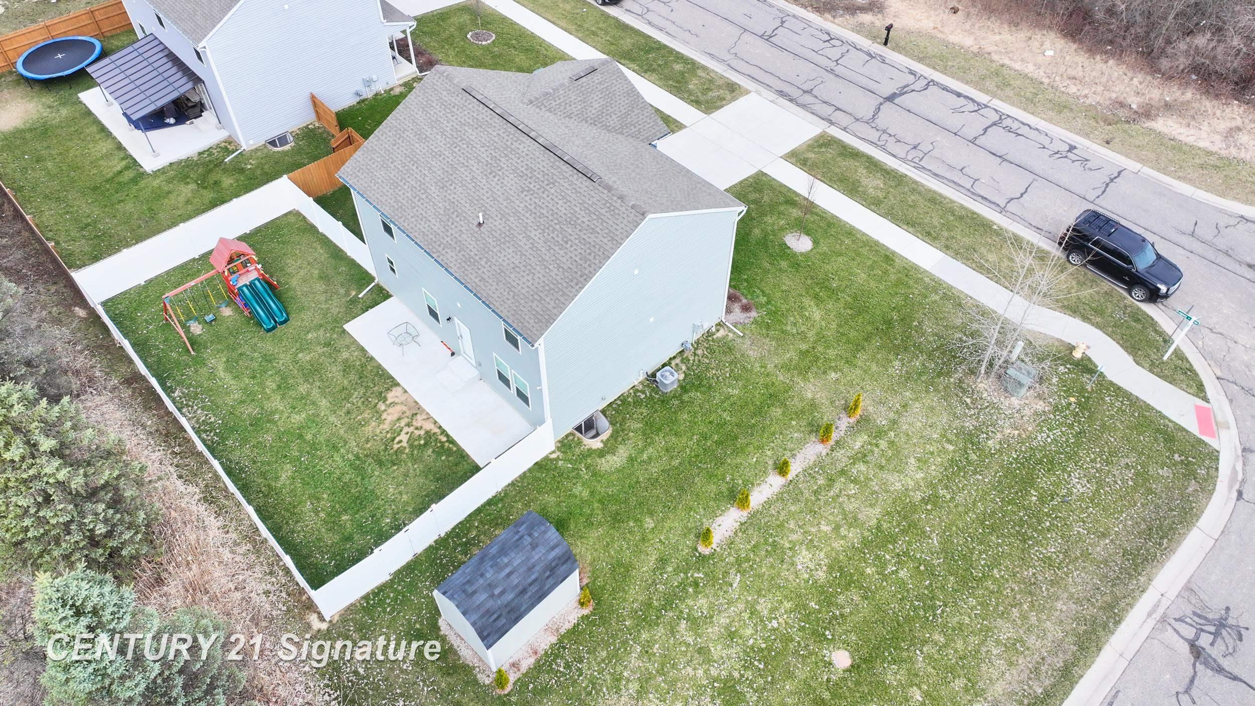 2294 Legacy Drive, Burton, MI, 48519