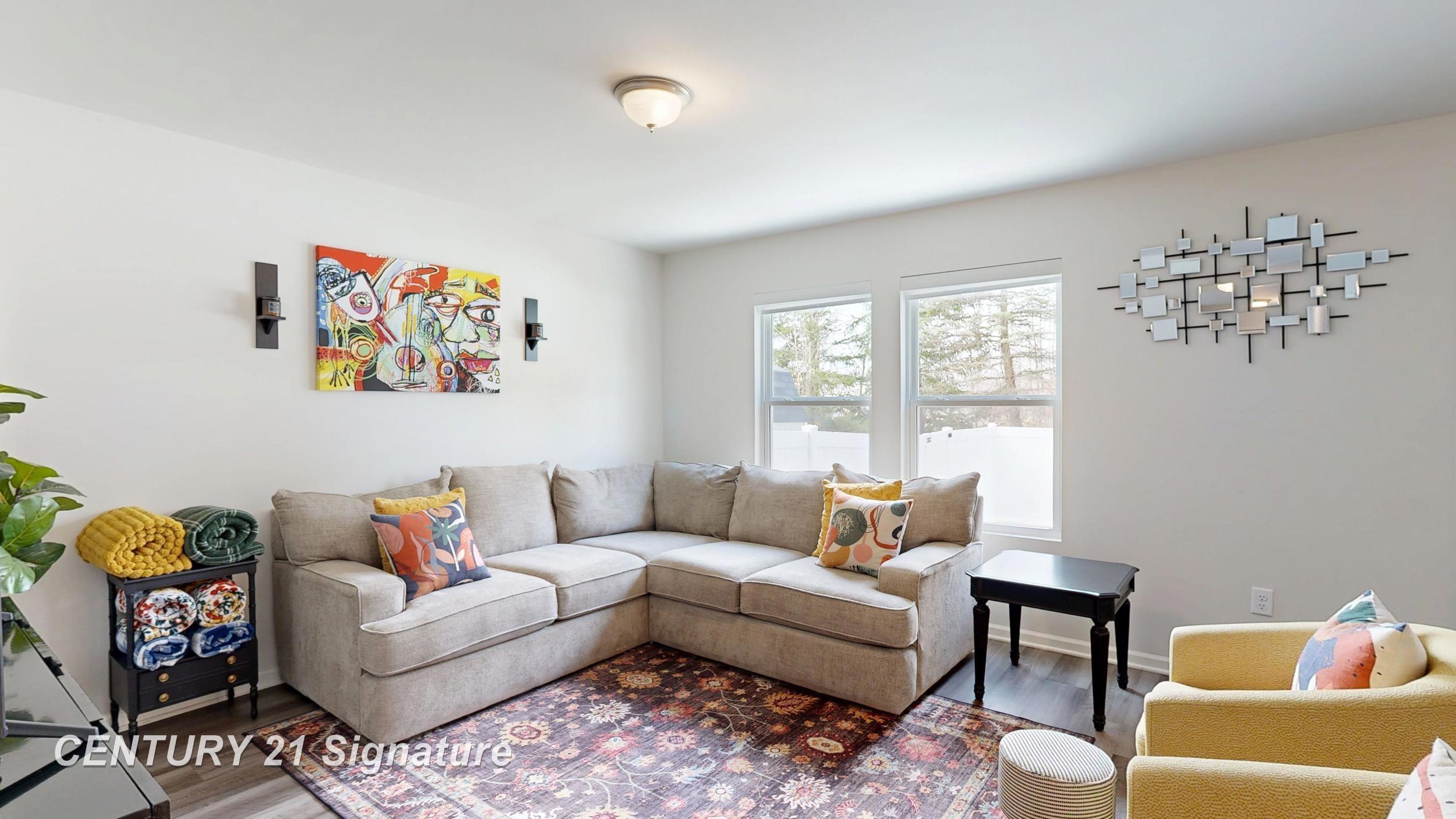 2294 Legacy Drive, Burton, MI, 48519