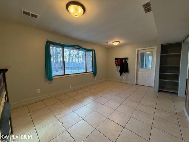 5250 Woodland Lane, East China, MI, 48054