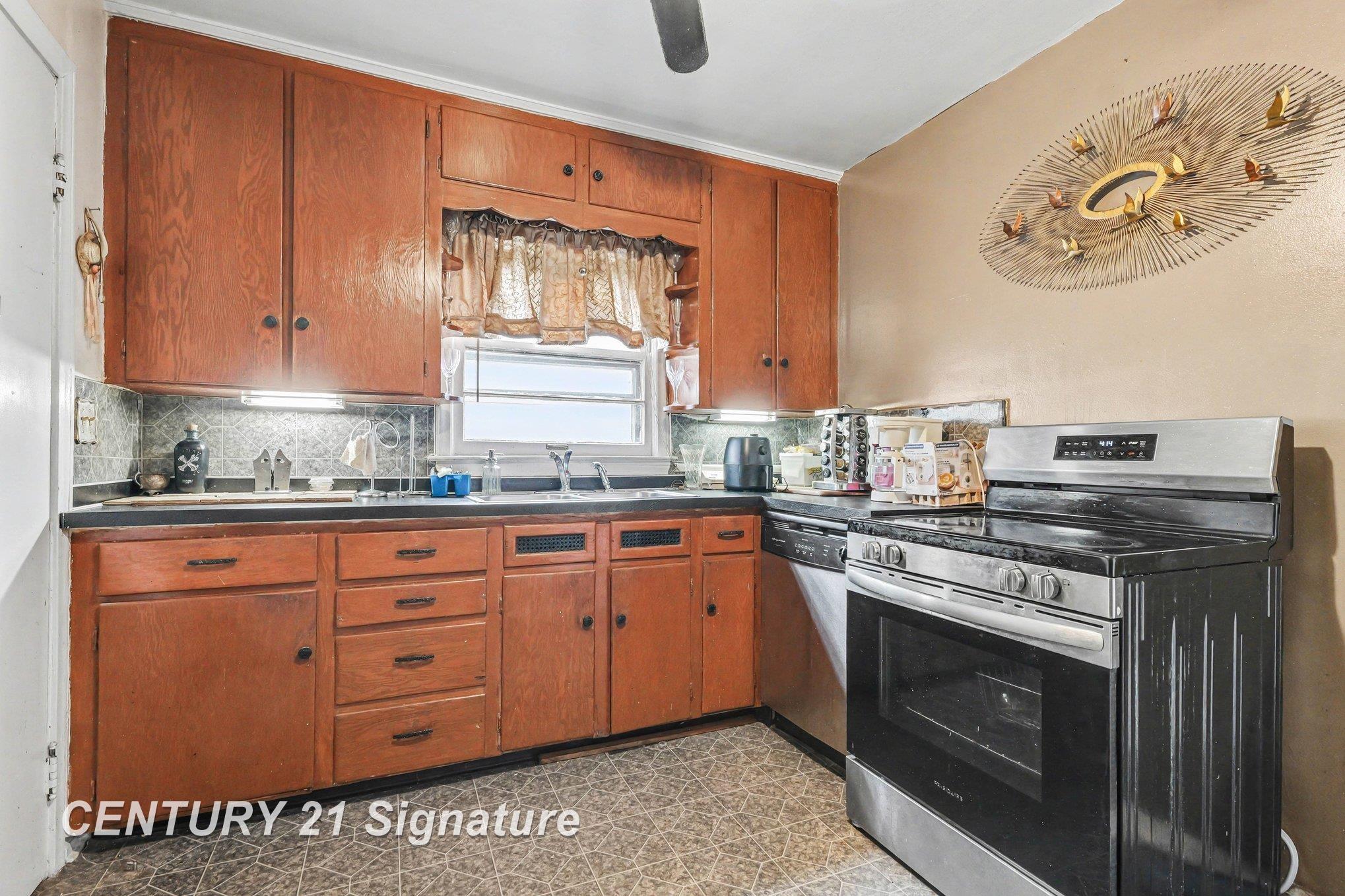 3111 Rust Avenue, Saginaw, MI, 48601