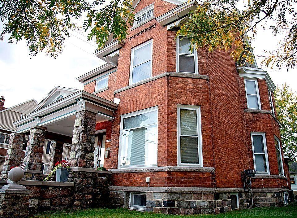 45207 Cass Avenue, Utica, MI, 48317