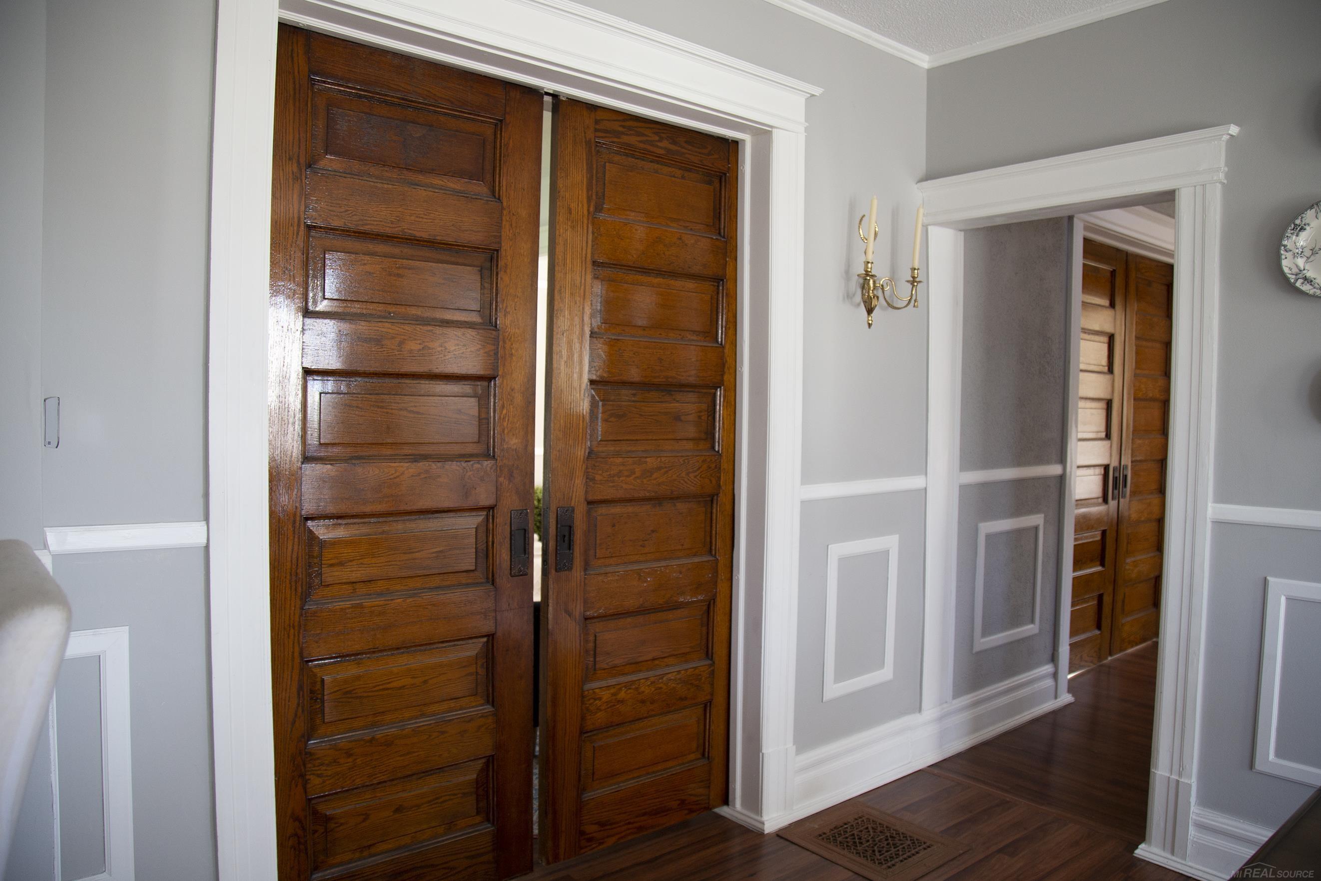 45207 Cass Avenue, Utica, MI, 48317