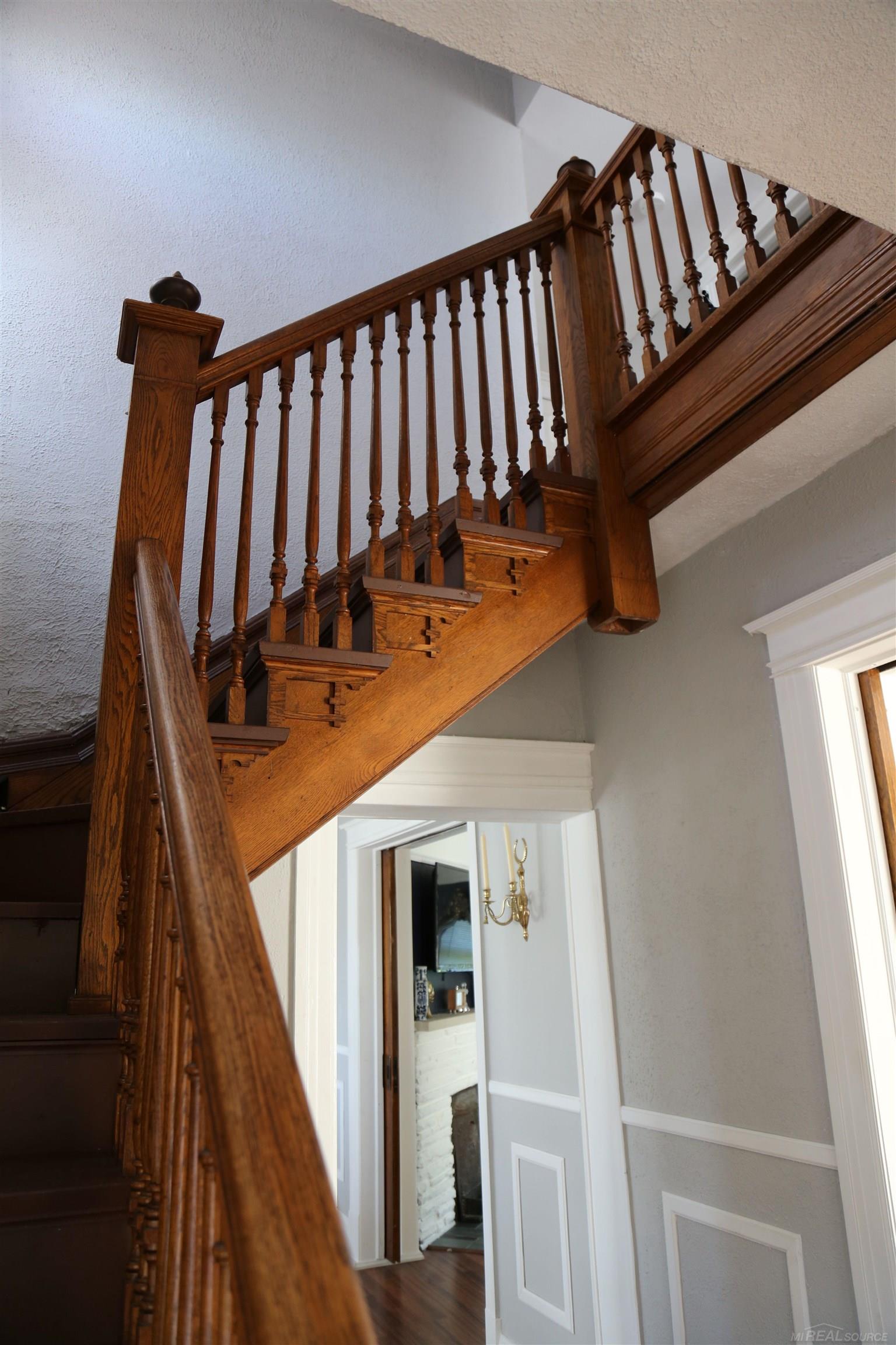 45207 Cass Avenue, Utica, MI, 48317