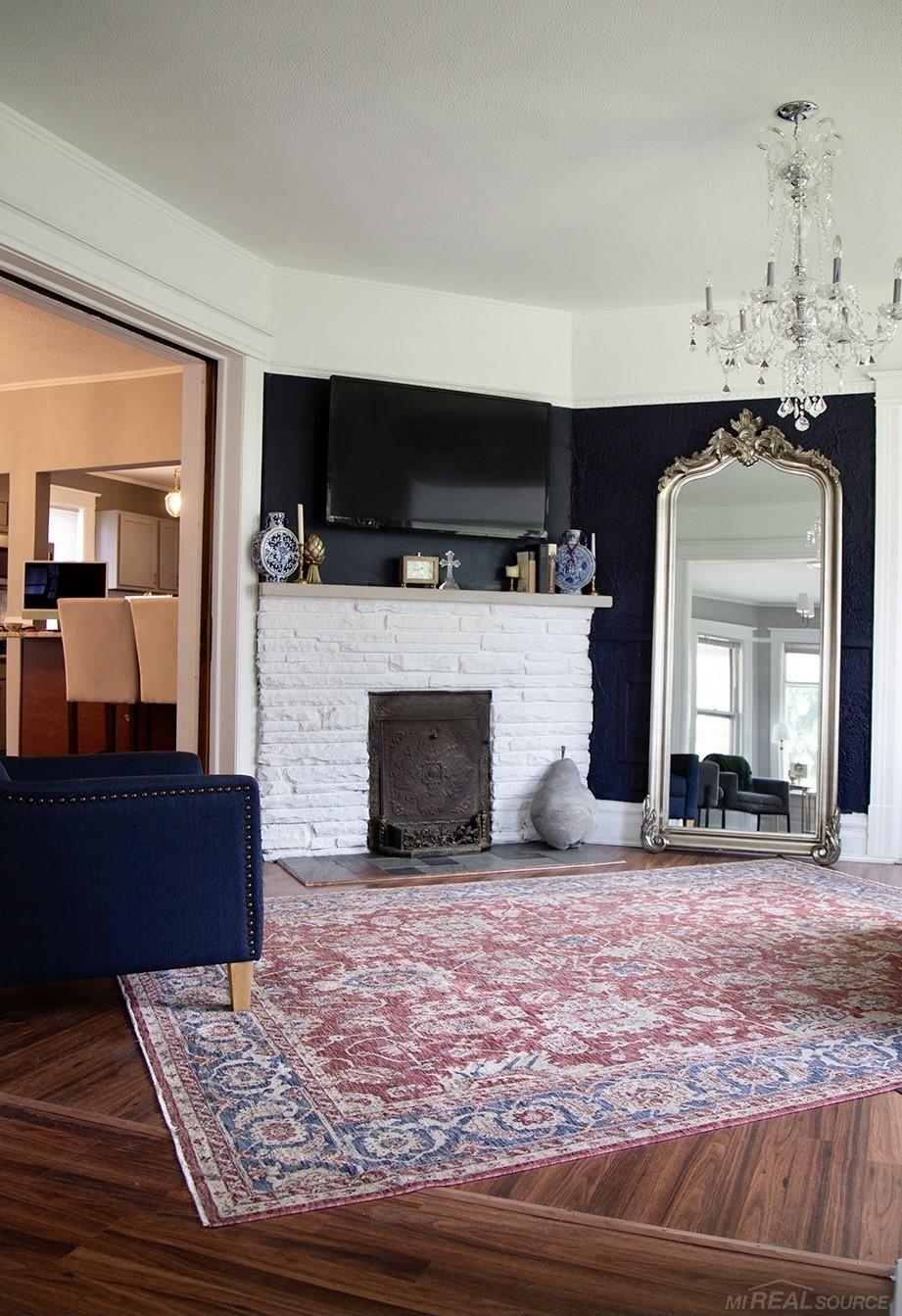 45207 Cass Avenue, Utica, MI, 48317