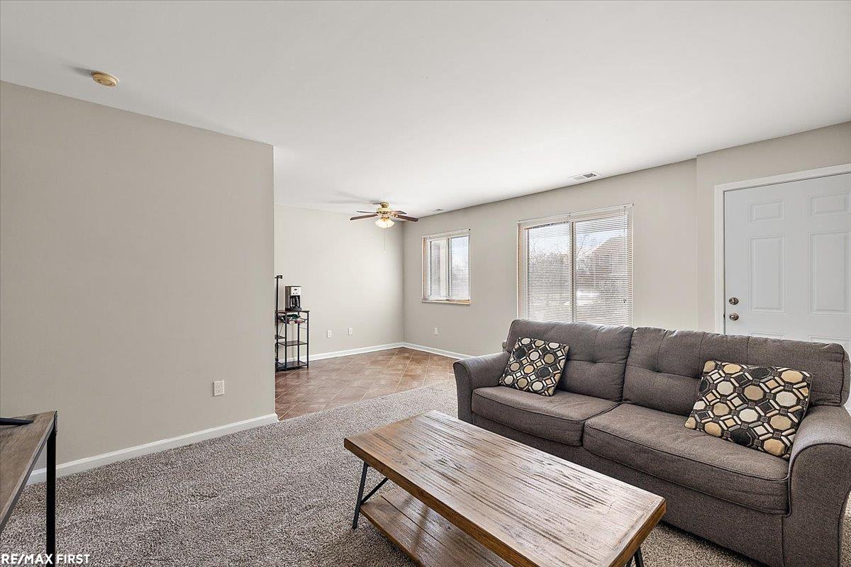 17445 Utica Oaks Lane, Roseville, MI, 48066